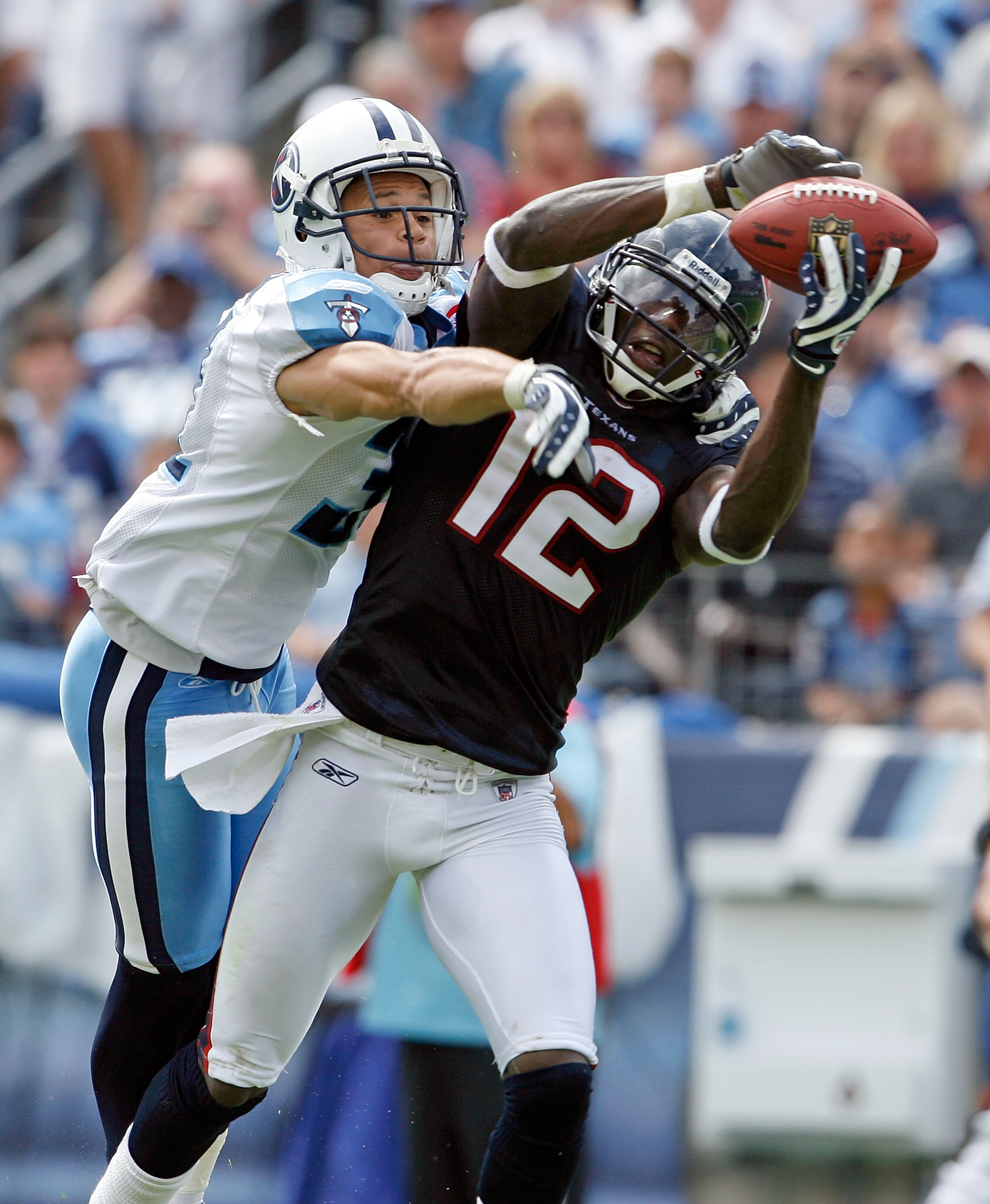 295 Titans Cortland Finnegan Photos & High Res Pictures - Getty Images