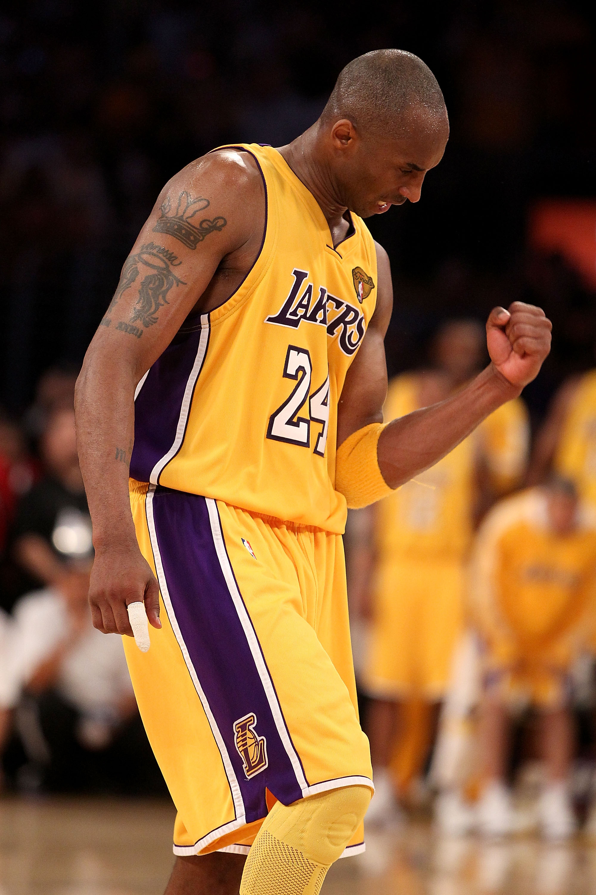 Kobe Bryant Why He Needs To Retire After This Season News Scores Highlights Stats And 4924