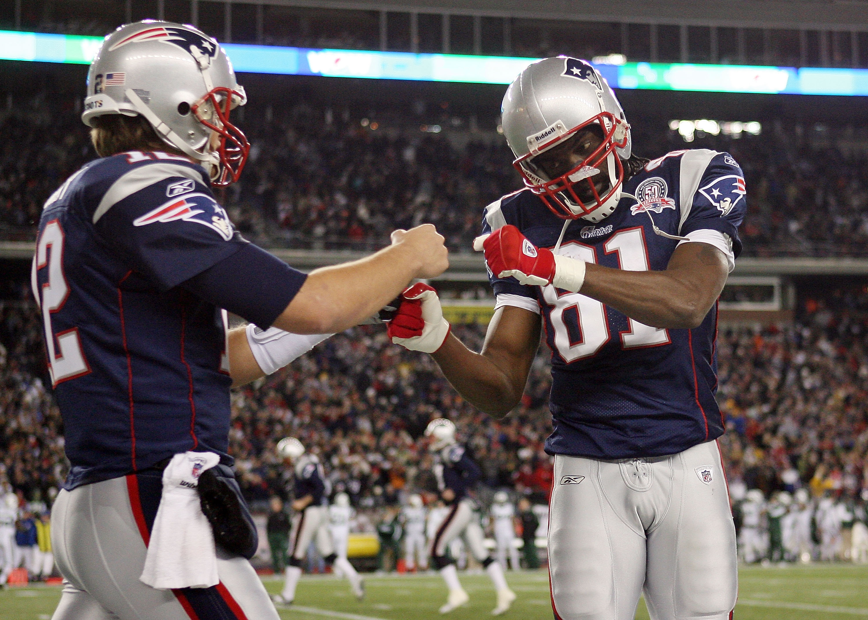 New England Patriots TOM BRADY Throws TD Pass To James, 42% OFF