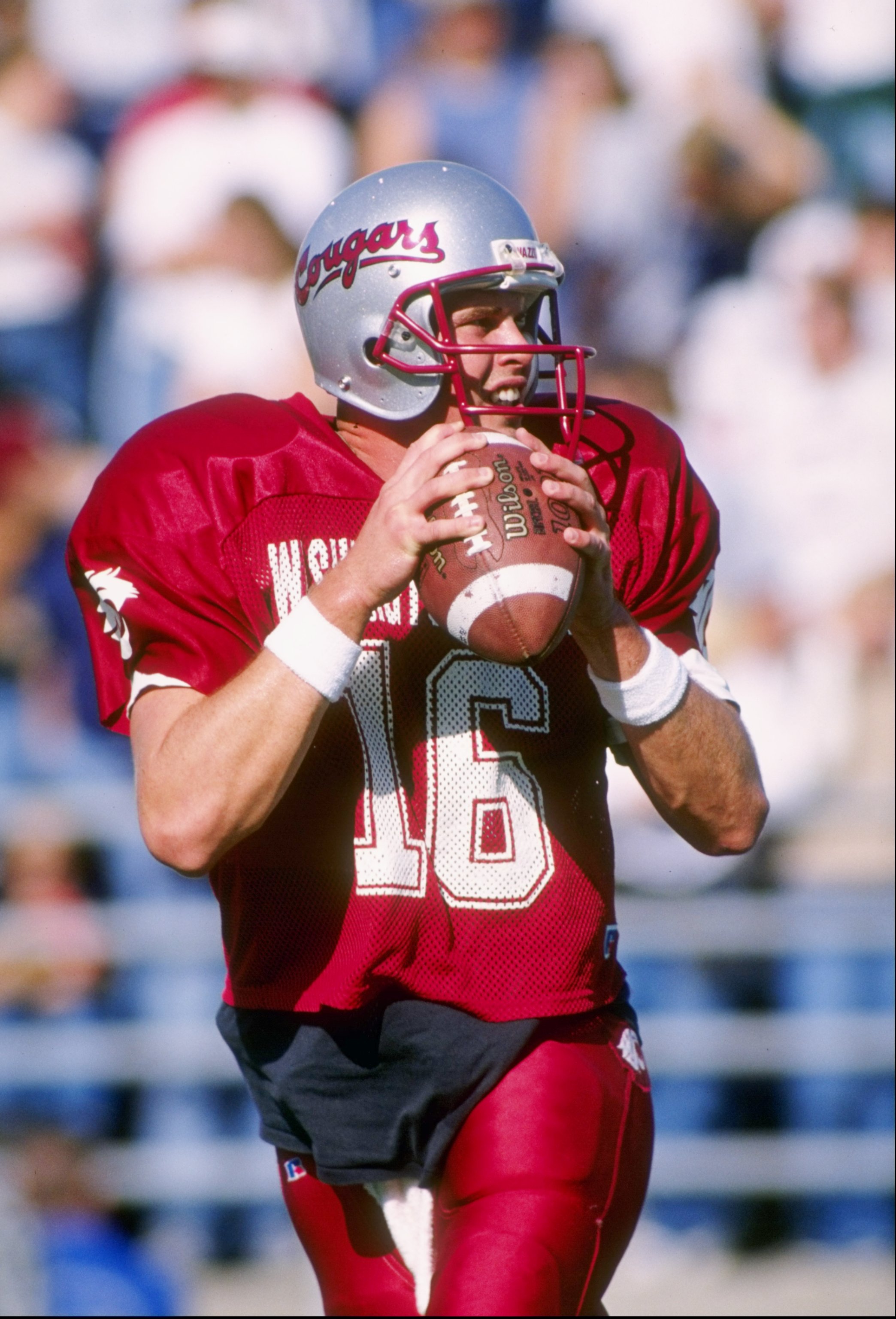 18 Oct 1997:  Quarterback Ryan Leaf of the Washington State Cougars looks to pass the ball during a game against the California Golden Bears at Martin Stadium in Pullman, Washington.  Washington State won the game, 63-37. Mandatory Credit: Otto Greule Jr.