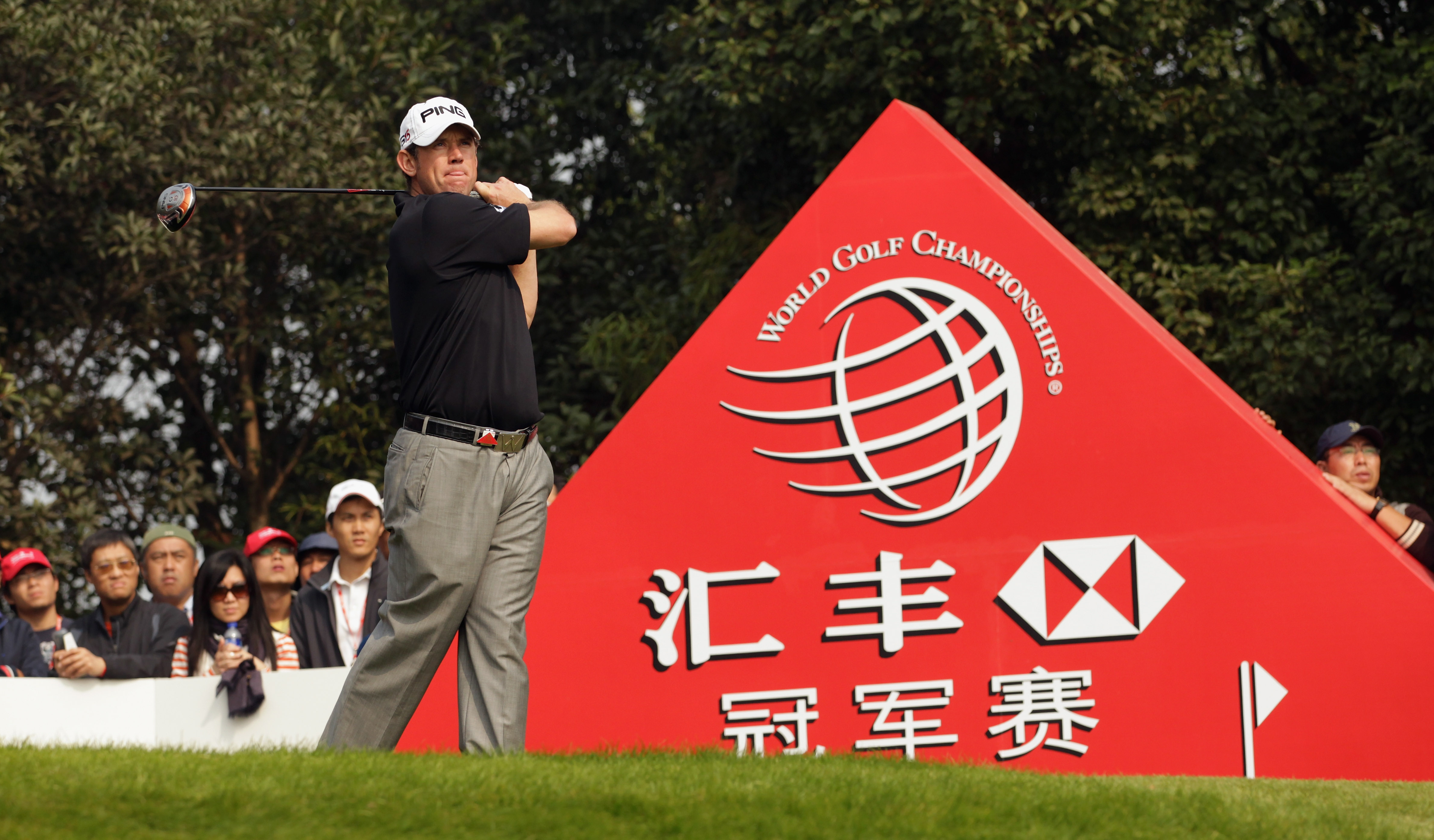SHANGHAI, CHINA - NOVEMBER 07:  Lee Westwood of England hits his tee-shot on the second hole during the final round of the WGC- HSBC Champions at Sheshan International Golf Club on November 7, 2010 in Shanghai, China.  (Photo by Andrew Redington/Getty Ima