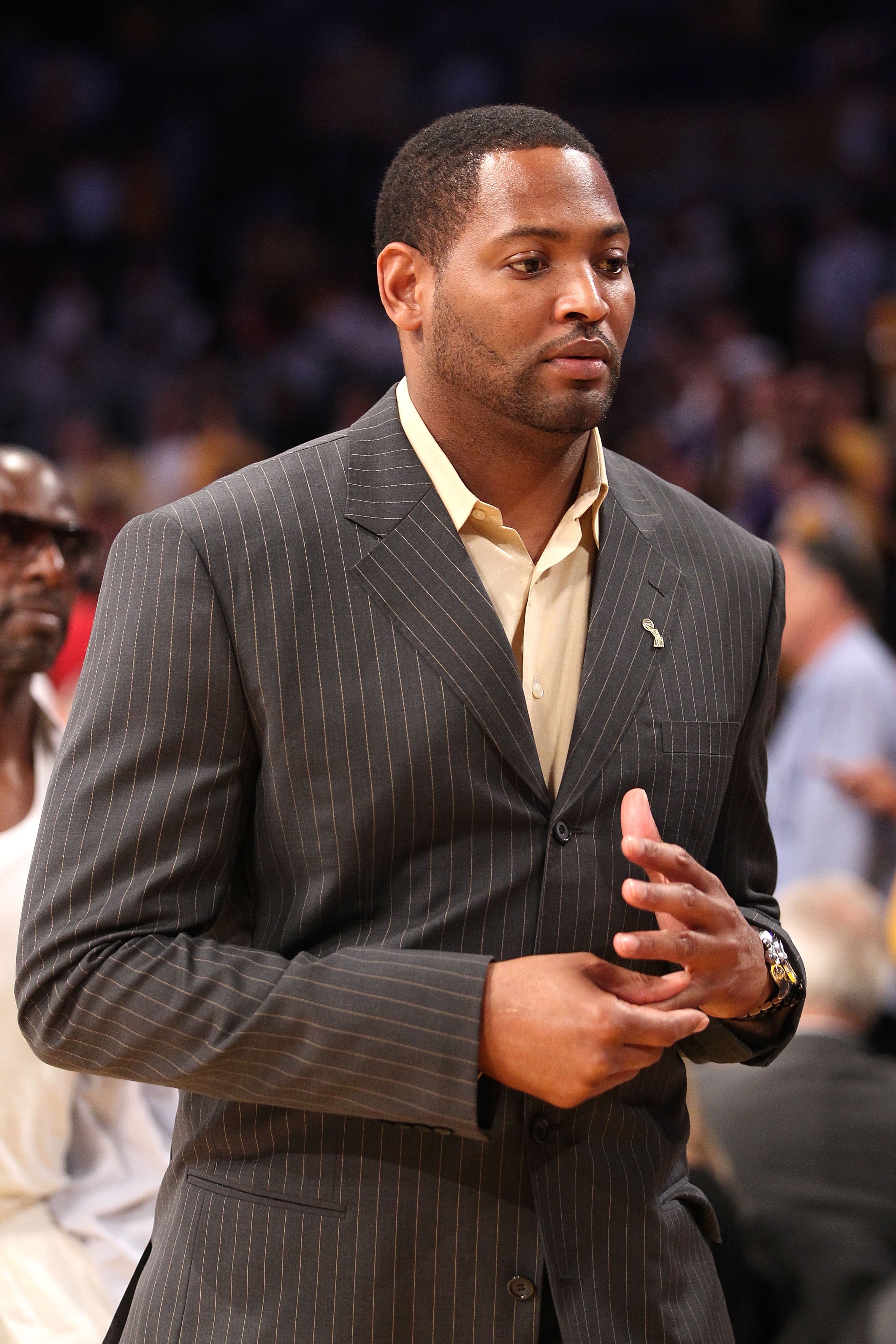 LOS ANGELES, CA - JUNE 06:  Former Los Angeles Laker' Robert Horry attends Game Two of the 2010 NBA Finals between the Boston Celtics and the Los Angeles Lakers at Staples Center on June 6, 2010 in Los Angeles, California. NOTE TO USER: User expressly ack
