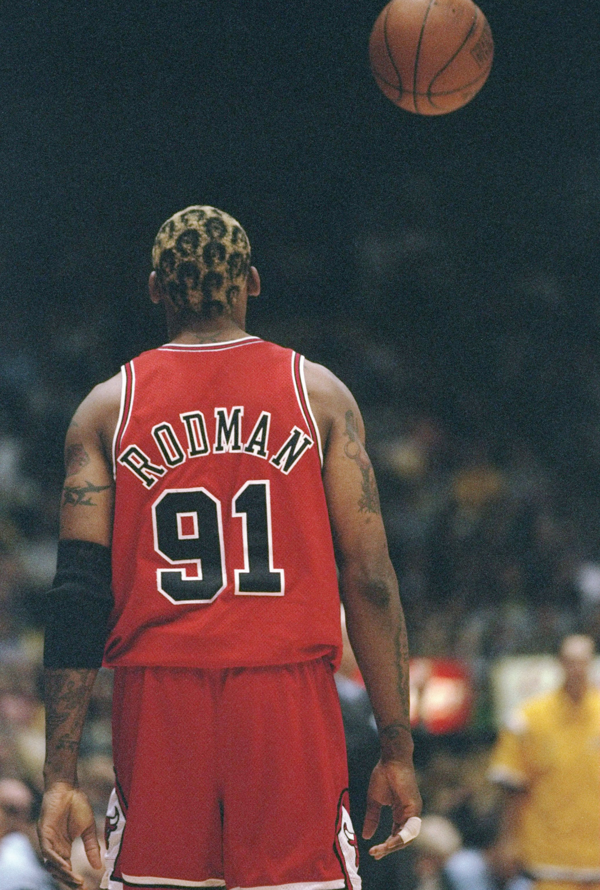 1 Feb 1998:  Forward Dennis Rodman of the Chicago Bulls looks on during a game against the Los Angeles Lakers at the Great Western Forum in Inglewood, California.  The Lakers won the game, 112-87. Mandatory Credit: Jed Jacobsohn  /Allsport