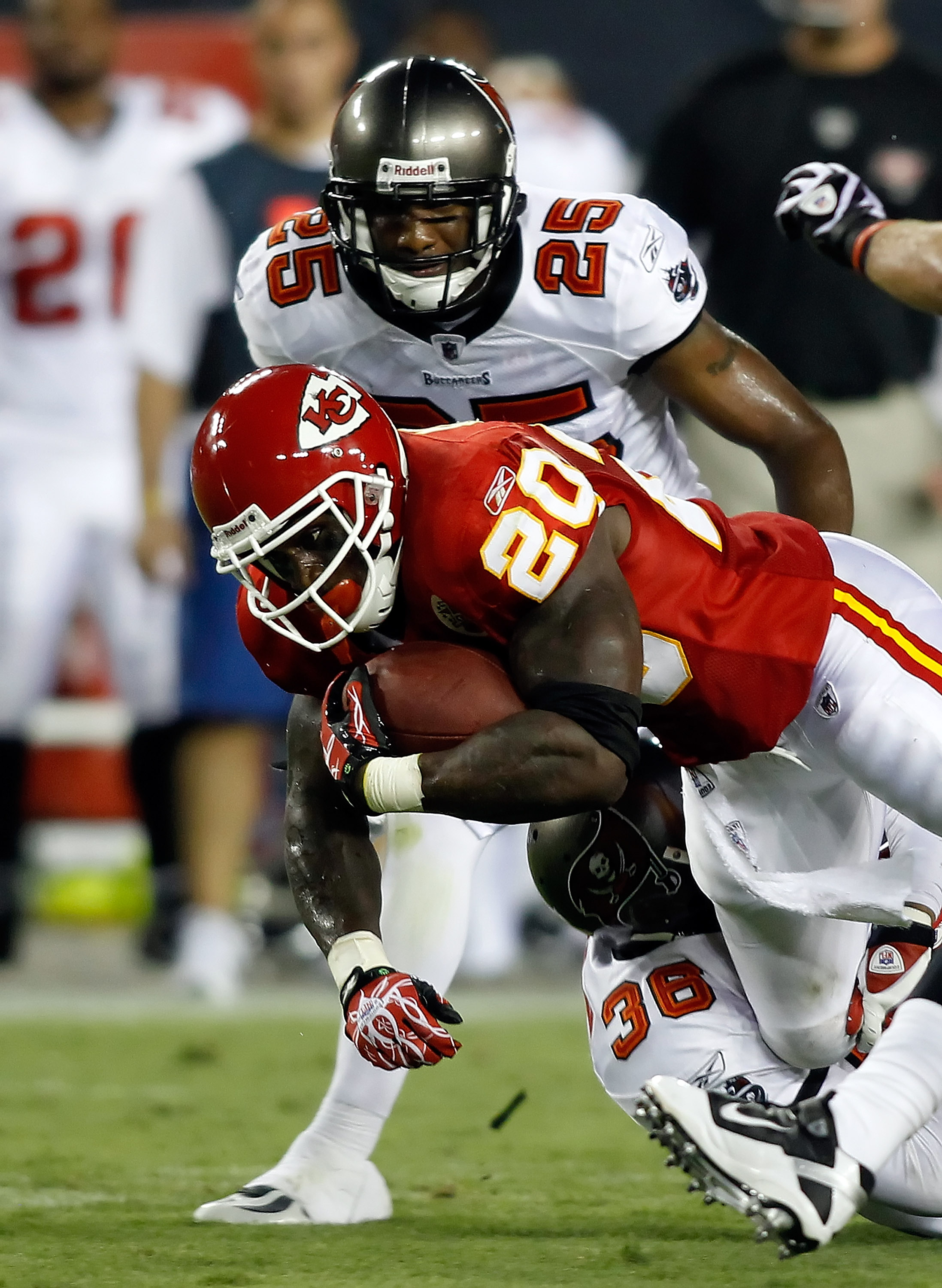 23 August 2003: Tampa Bay WR Reggie Barlow (84) during the