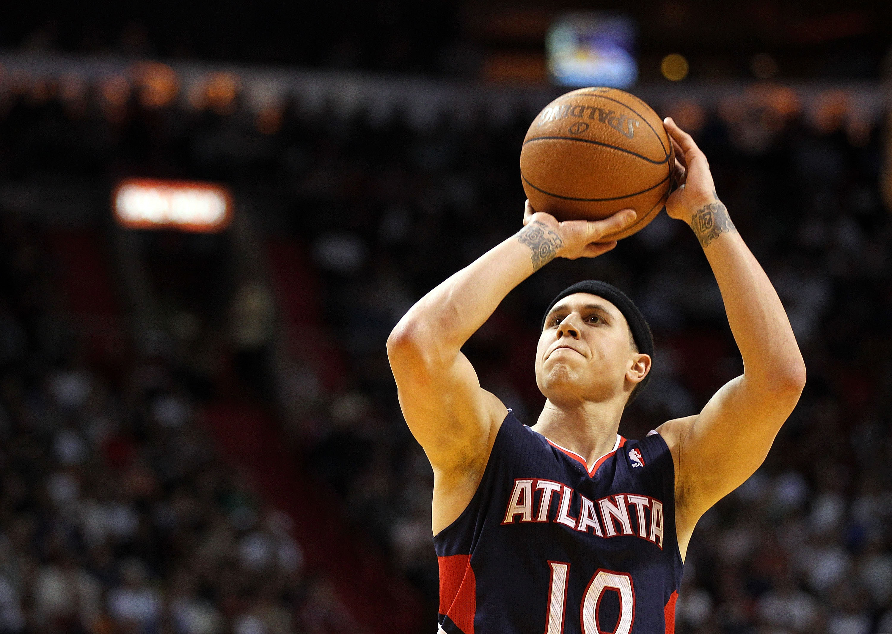 mike bibby sister