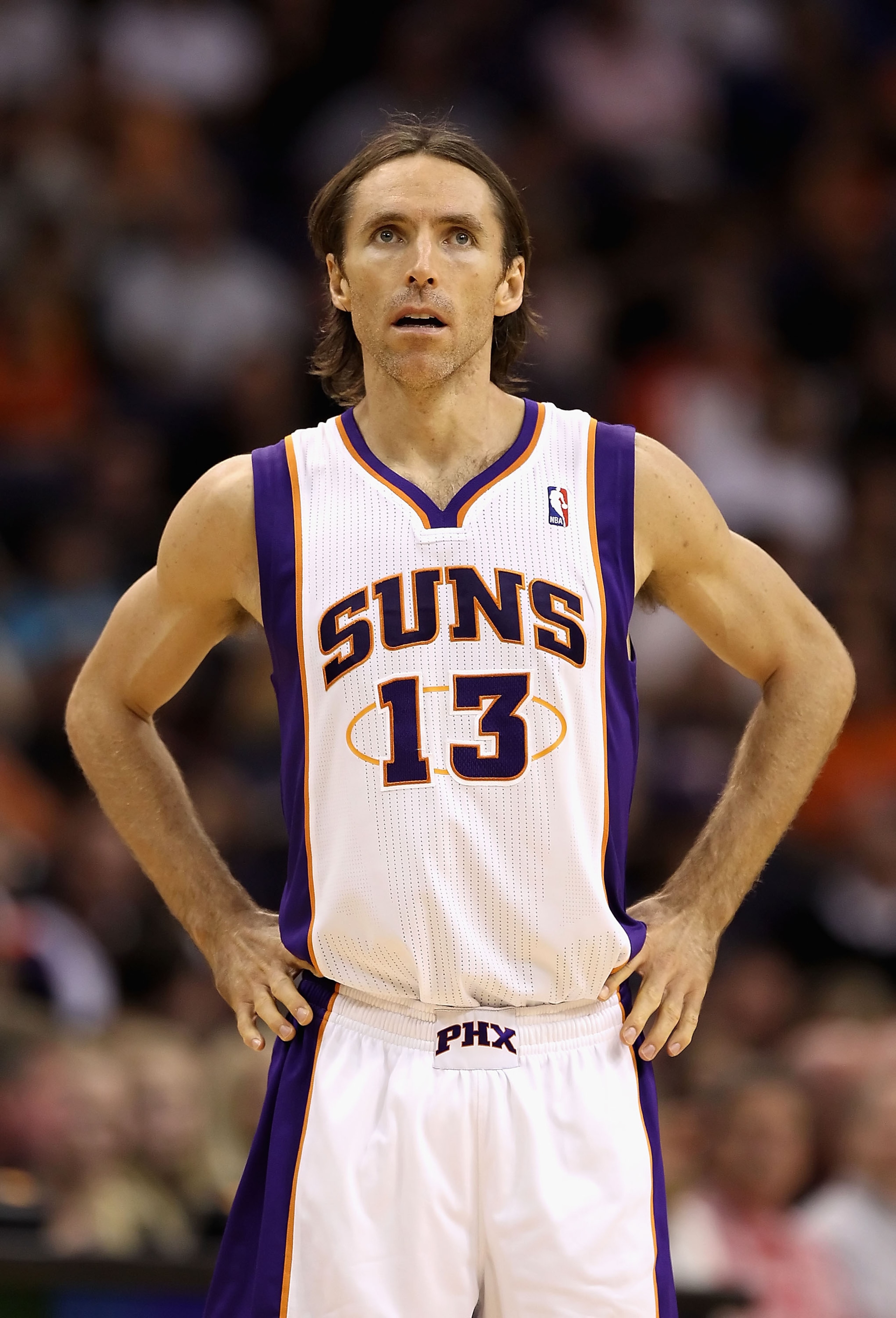 PHOENIX - NOVEMBER 05: Steve Nash #13 of the Phoenix Suns during the NBA game against the Memphis Grizzlies at US Airways Center on November 5, 2010 in Phoenix, Arizona. The Suns defeated the Grizzlies 123-118 in double overtime. NOTE TO USER: User exp PHOENIX - NOVEMBER 05: Steve Nash #13 of the Phoenix Suns during the NBA game against the Memphis Grizzlies at US Airways Center on November 5, 2010 in Phoenix, Arizona. The Suns defeated the Grizzlies 123-118 in double overtime. NOTE TO USER: User exp