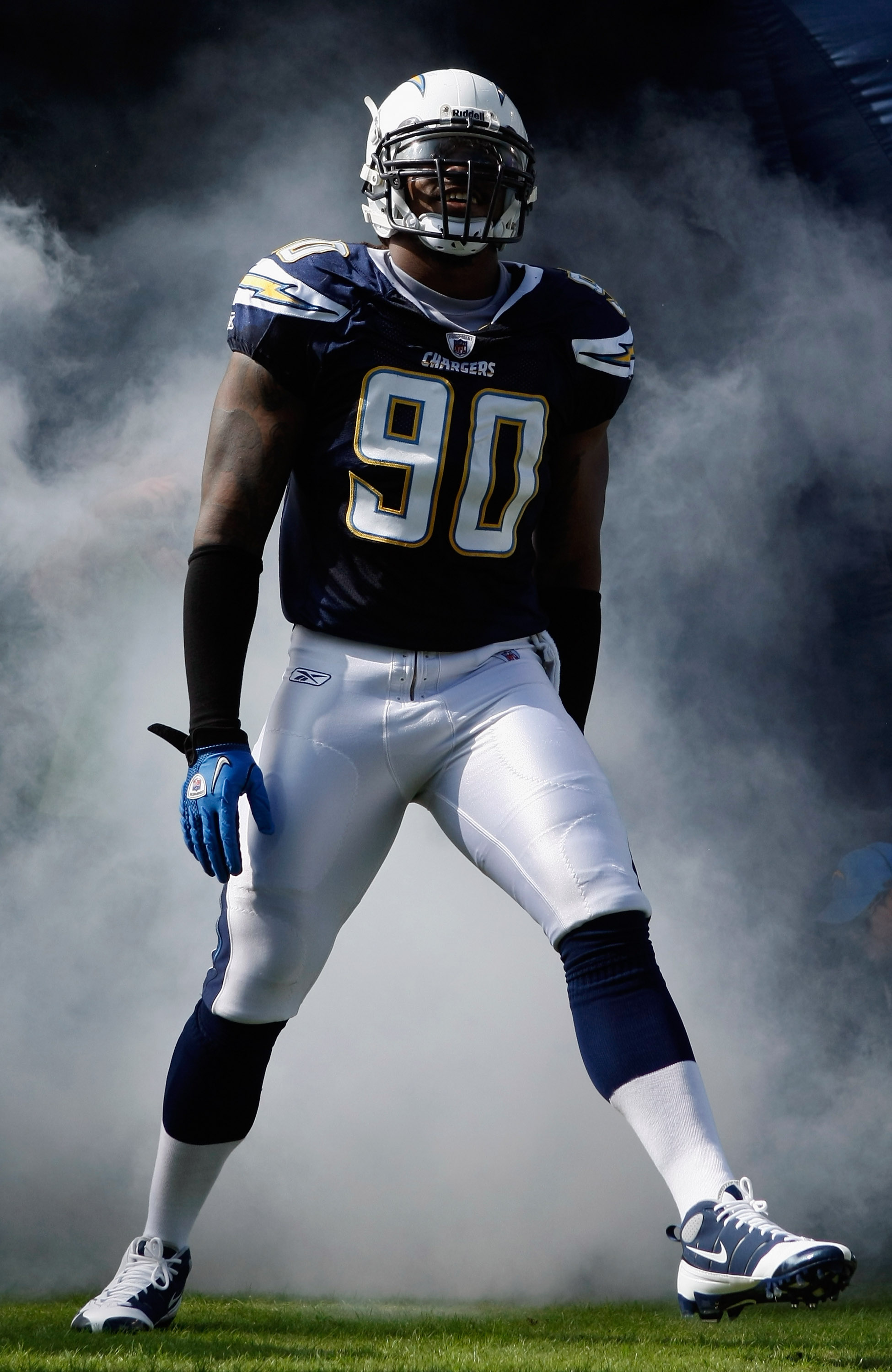 SAN DIEGO - OCTOBER 31:  Antwan Applewhite #90 of the San Diego Chargers is introduced before the game against the Tennessee Titans at Qualcomm Stadium on October 31, 2010 in San Diego, California. The Chargers defeated the Titans 33-25.  (Photo by Jeff G