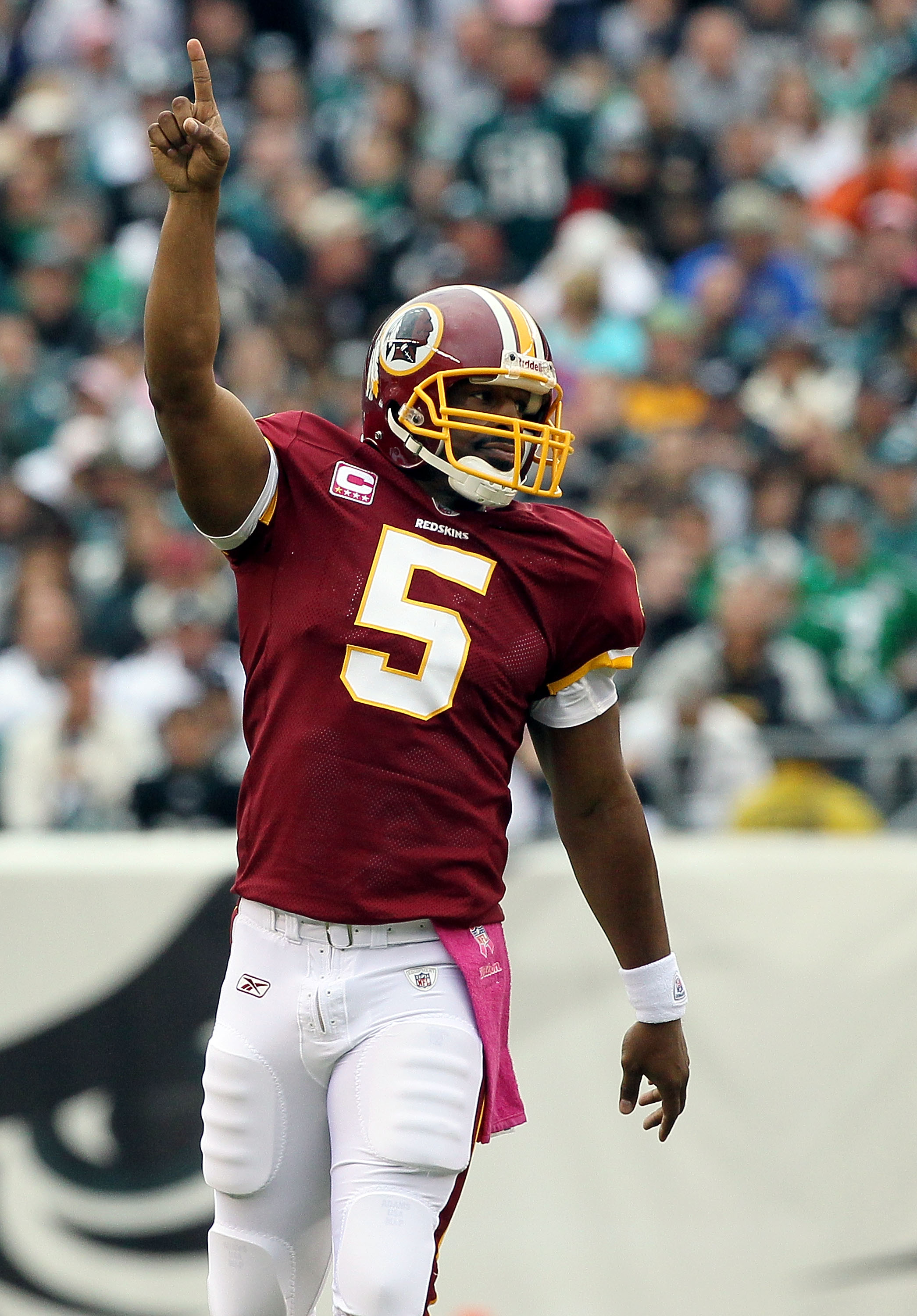 Redskins, quarterback Donovan McNabb close to agreement on five-year  contract extension 