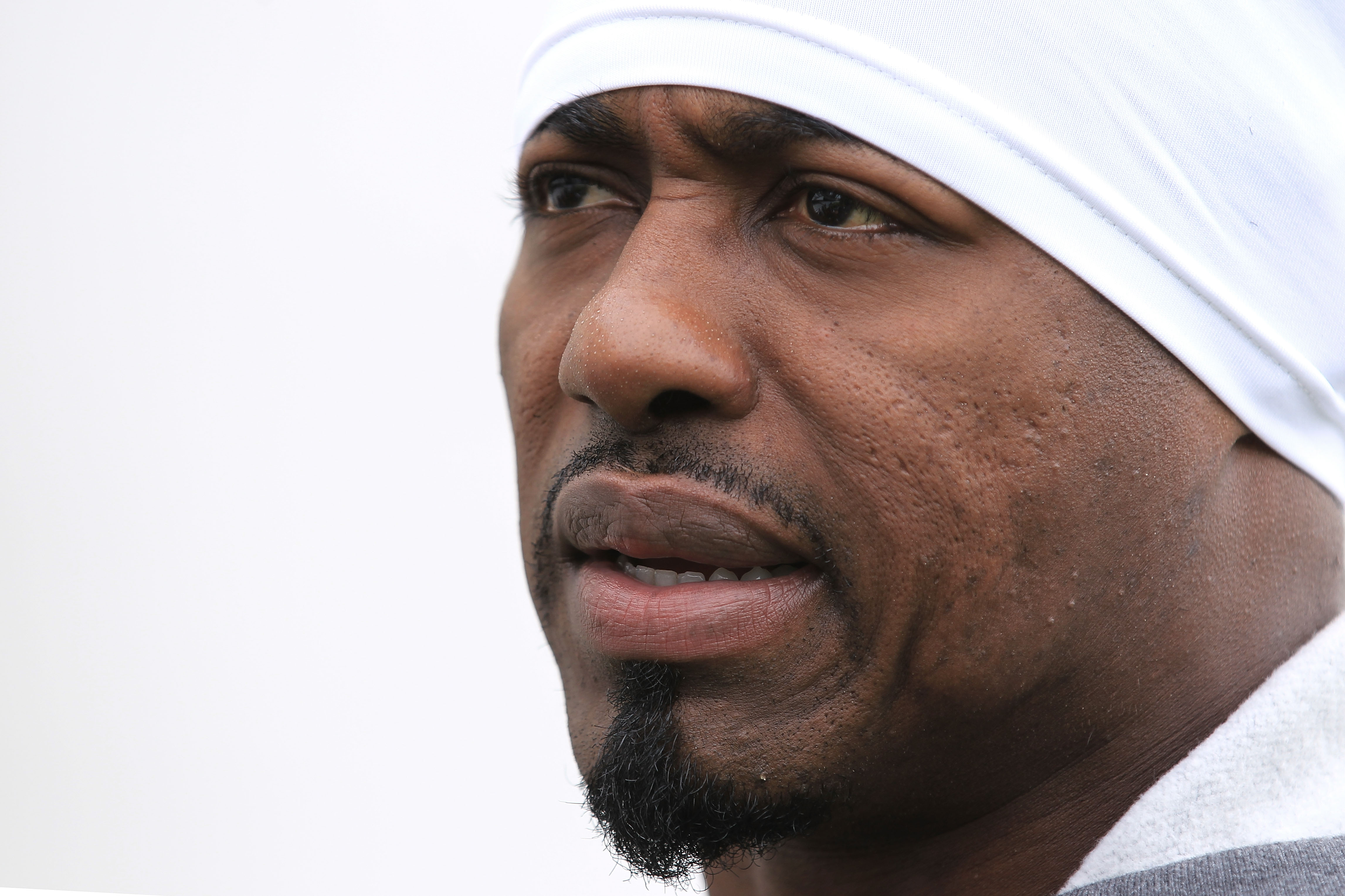 NFL fines Ray Lewis $25,000 for hit on Ochocinco