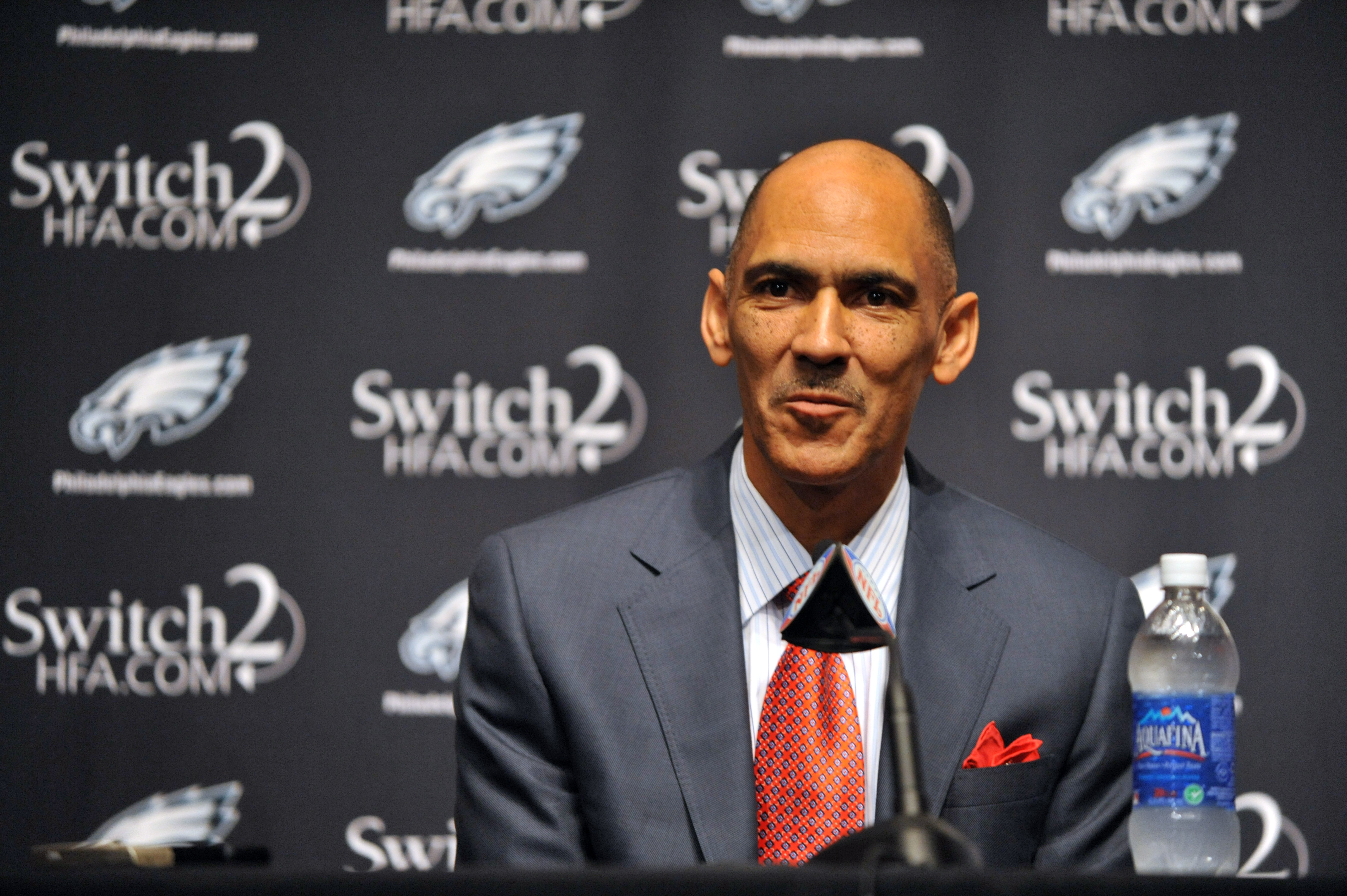 Tony Dungy doesn't think Jets are haunted by Michael Vick's dogs 