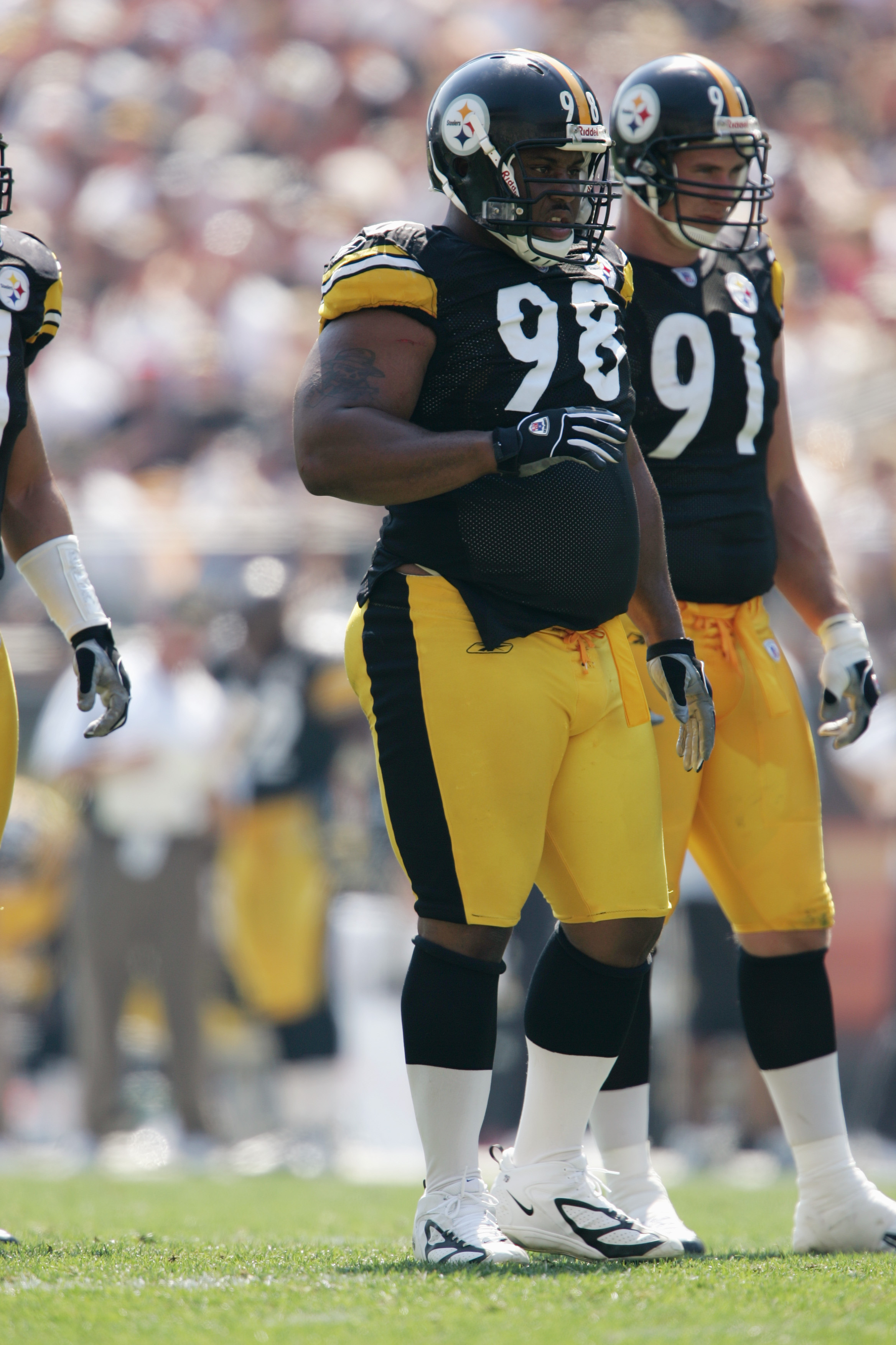 Pittsburgh Steelers defensive tackle Chris Hoke (76) stands on the