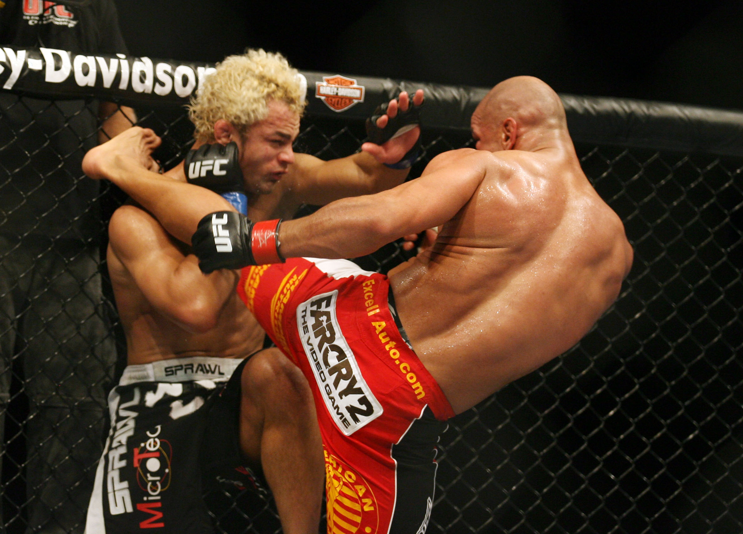 CHICAGO- OCTOBER 25:  Josh Koscheck (L) fights Thiago Alves in a Welterweight bout  at UFC's Ultimate Fight Night at Allstate Arena on October 25, 2008 in Chicago, Illinois. (Photo by Tasos Katopodis/Getty Images)