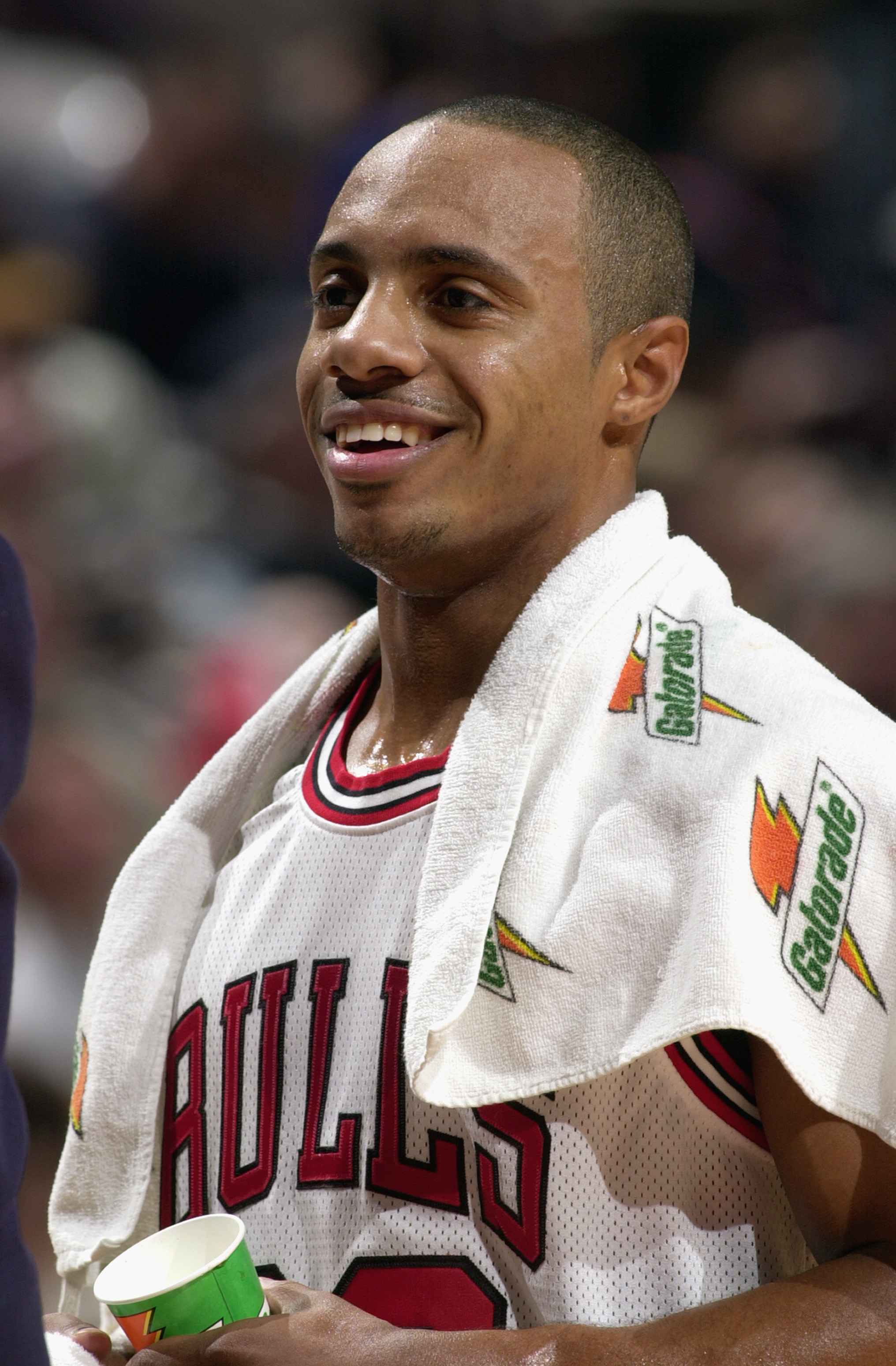 CHICAGO - JANUARY 13:  Jay Williams #22 of the Chicago Bulls smiles during the NBA game against the New York Knicks at the United Center on January 13, 2003 in Chicago, Illinois.  The Bulls won 101-94.  NOTE TO USER:  User expressly acknowledges and agree