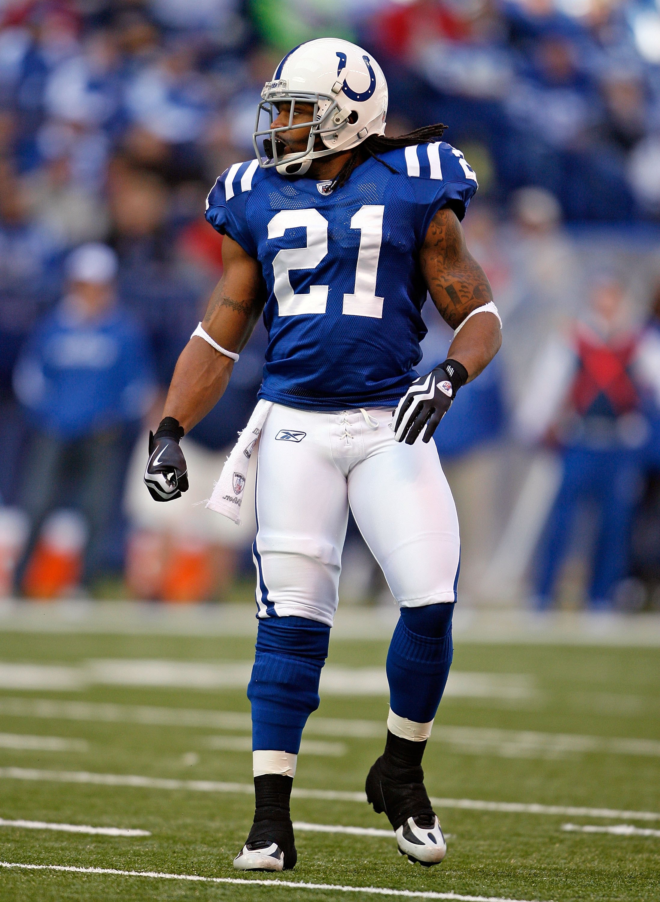INDIANAPOLIS - NOVEMBER 01:  Bob Sanders #21 of the Indianapolis Colts moves on the field during the NFL game against the San Francisco 49ers at Lucas Oil Stadium on November 1, 2009 in Indianapolis, Indiana.  (Photo by Andy Lyons/Getty Images)