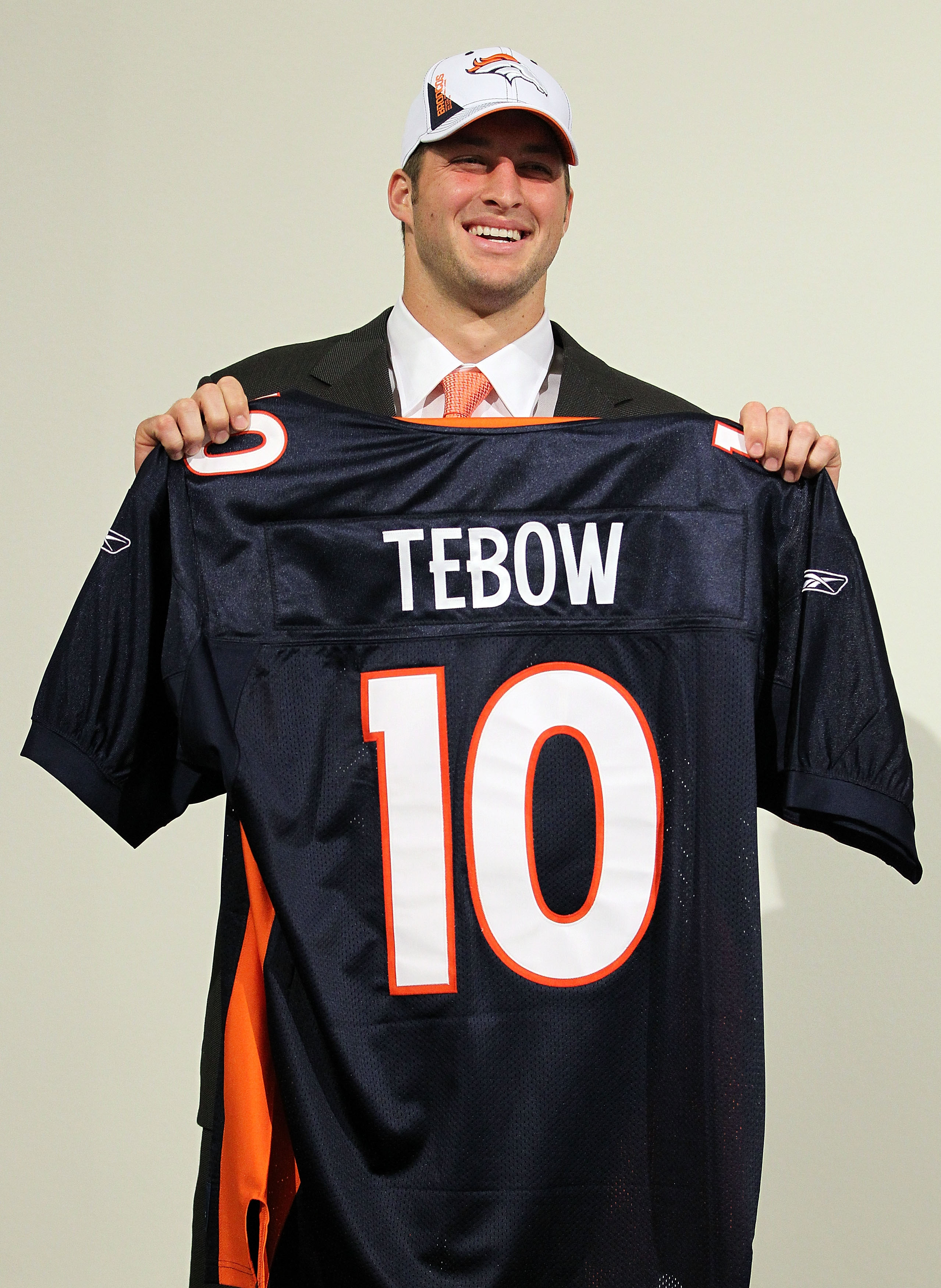 ENGLEWOOD, CO - APRIL 23:  Tim Tebow is introduced by the Denver Broncos at a press conference at the Broncos Headquarters in Dove Valley on April 23, 2010 in Englewood, Colorado. The Broncos picked Tebow in the first round of the 2010 NFL draft.  (Photo