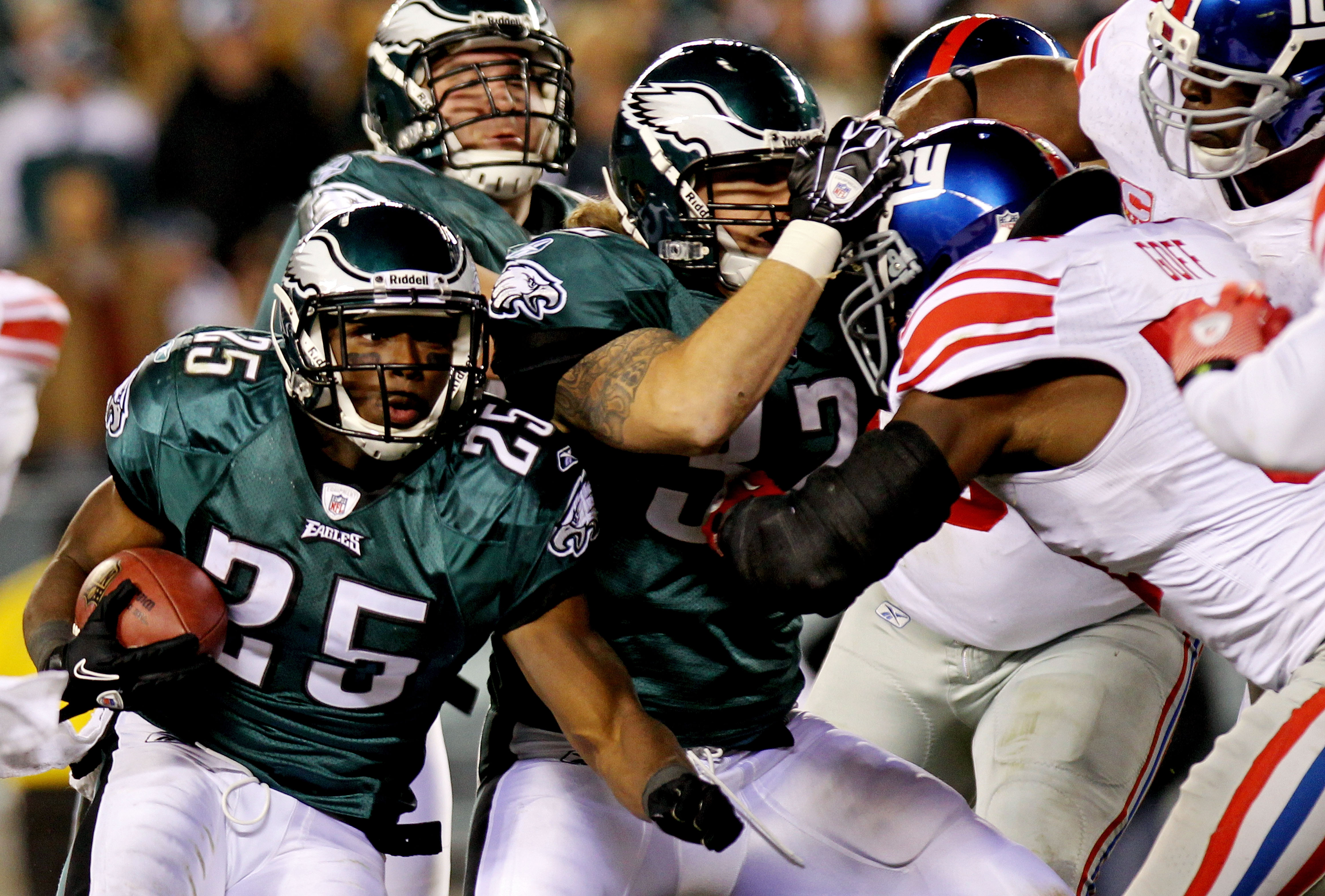 Next up for jolly Mike Vick and Eagles: Slaying the Giants – Delco