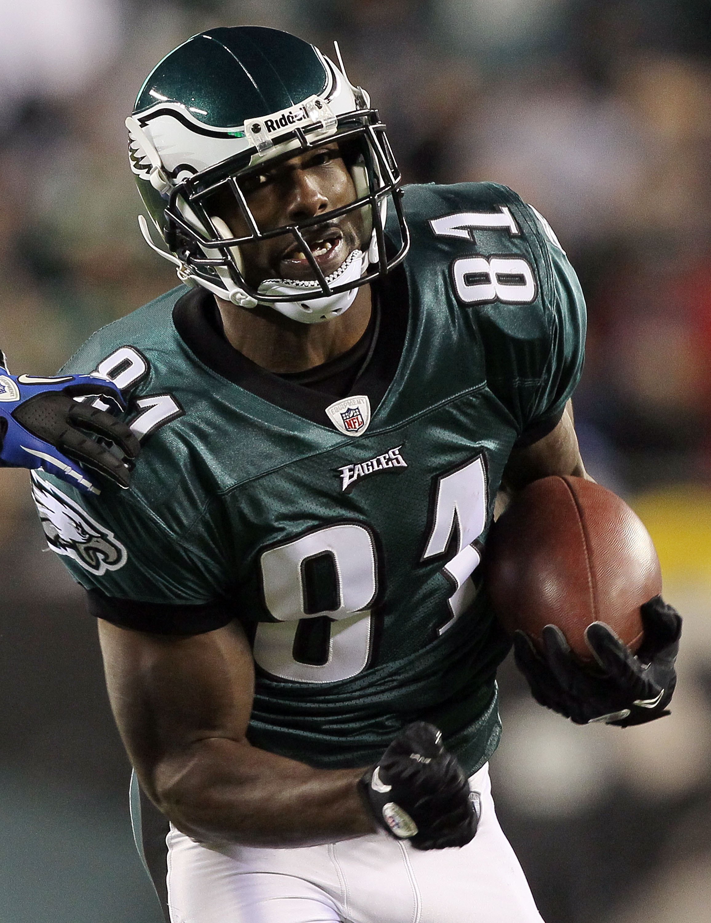 Jason Avant highlight catch in Eagles-Buccaneers one of year's