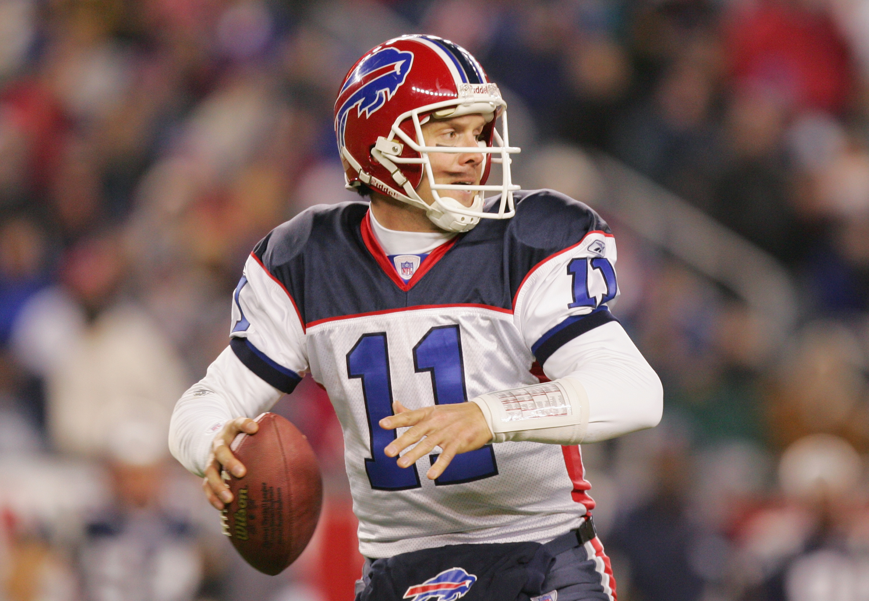 FOXBORO, MA - NOVEMBER 14:  Quarterback Drew Bledsoe #11 of the Buffalo Bills passes the ball against the New England Patriots during the game at Gillette Stadium on November 14, 2004 in Foxboro, Massachusetts. The Patriots defeated the Bills 29-6.  (Phot