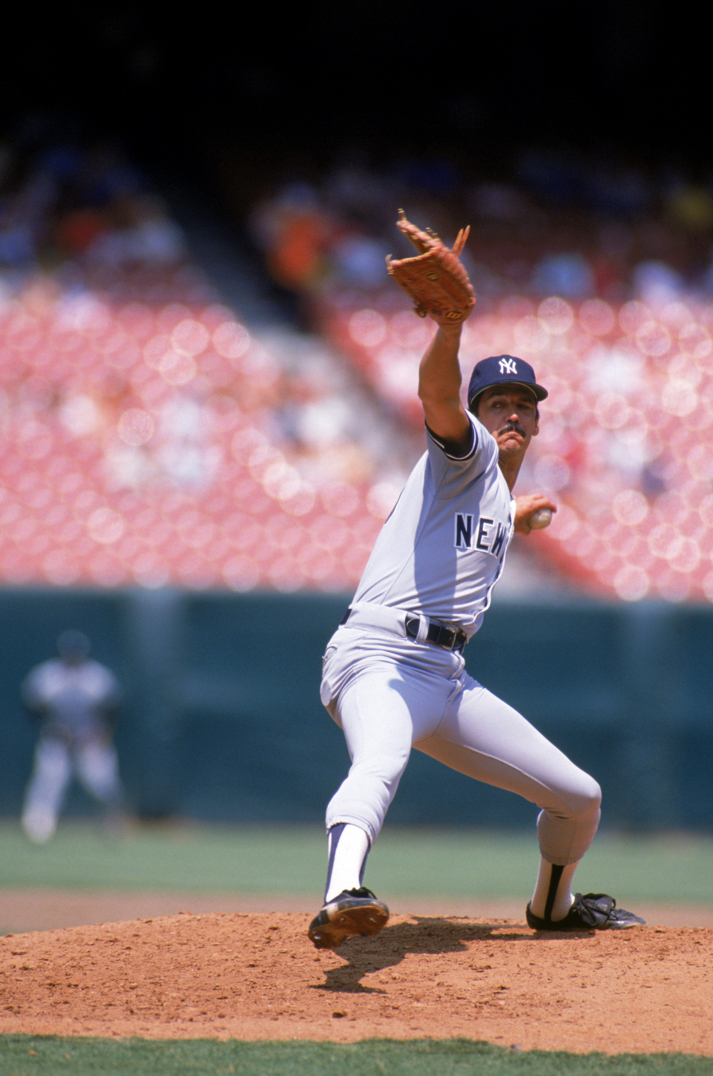 John Candelaria of the Pittsburgh Pirates delivers a pitch during a News  Photo - Getty Images