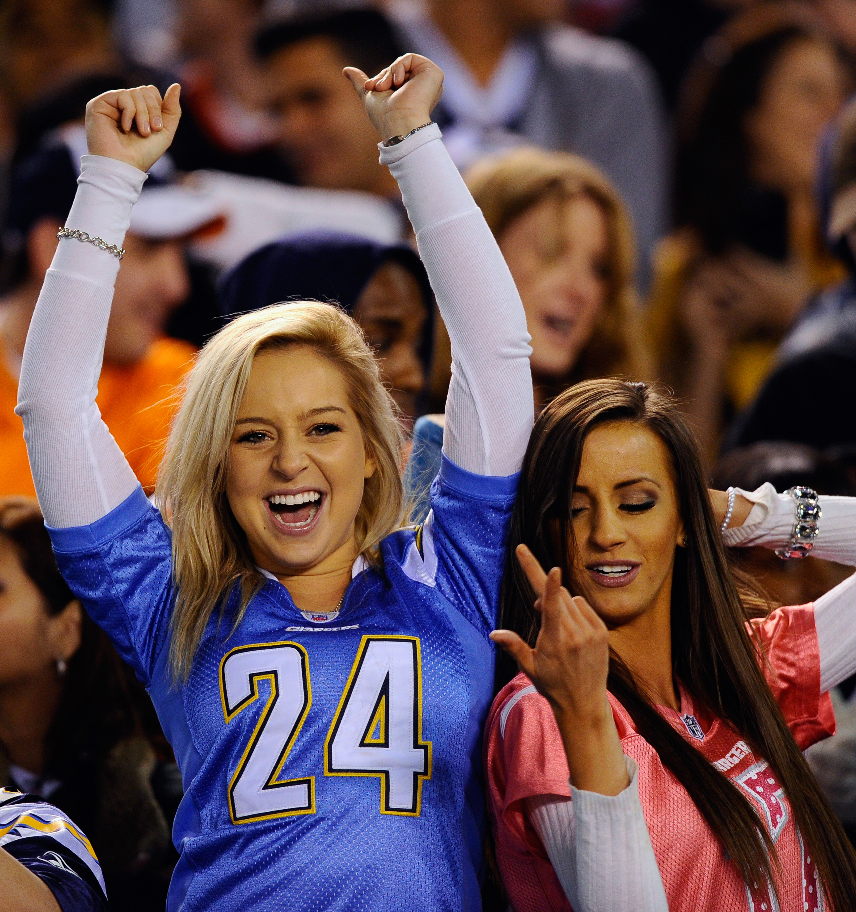SAN DIEGO - NOVEMBER 22:  Fans of San Diego Chargers during the NFL football game against Denver Broncos at Qualcomm Stadium on November 22, 2010 in San Diego, California.  (Photo by Kevork Djansezian/Getty Images)