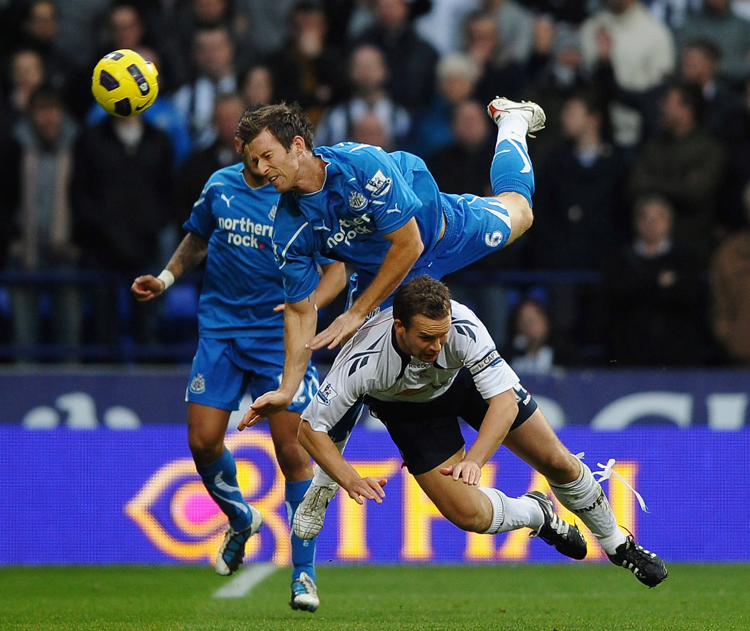 BOLTON, ENGLAND - NOVEMBER 20: Kevin Davies of Bolton Wanderers battles with Michael Williamson of Newcastle United during the Barclays Premier League match between Bolton Wanderers and Newcastle United at the Reebok Stadium on November 20, 2010 in Bolton