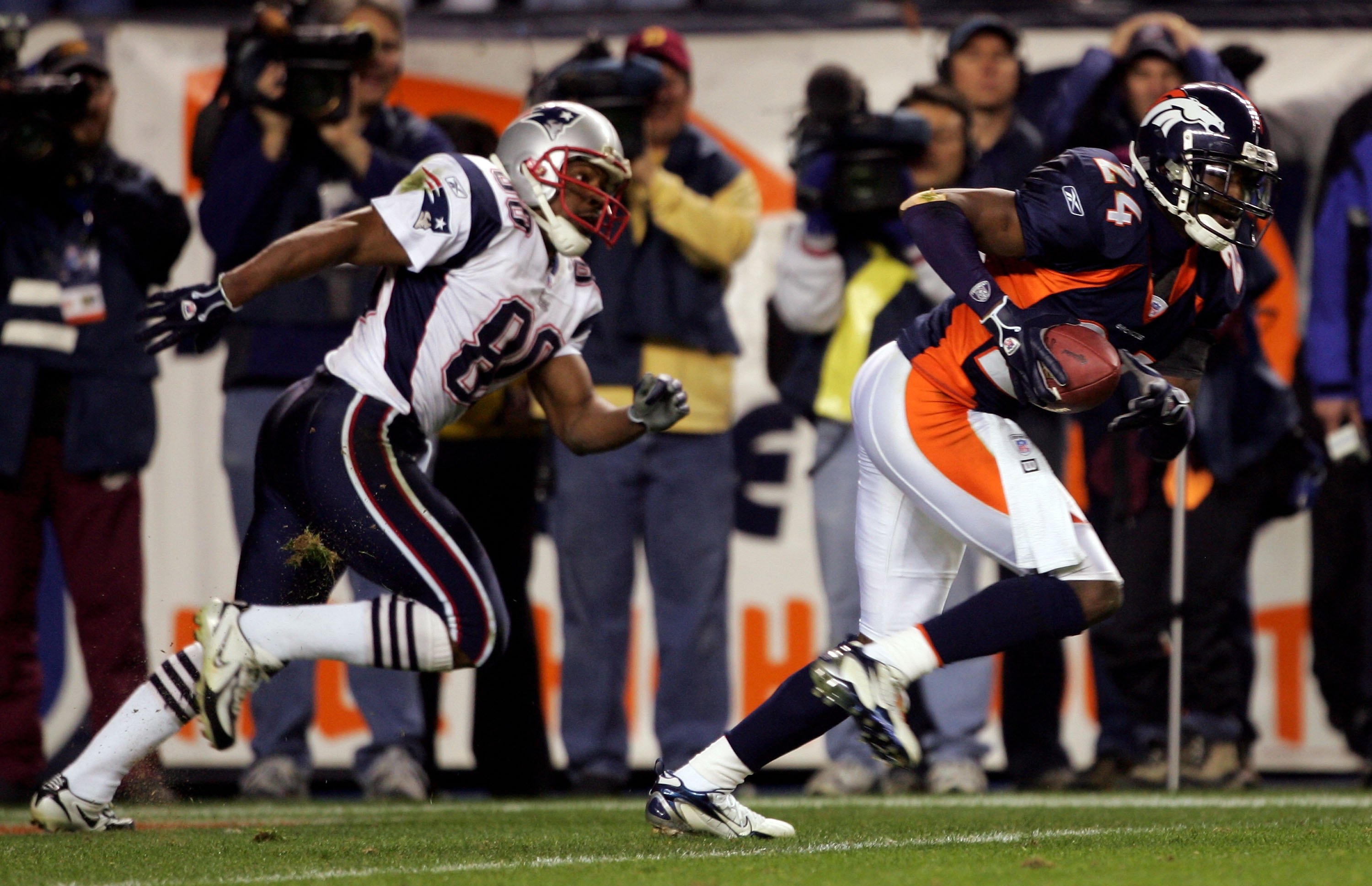 2005 AFC Divisional Playoff Game – New England Patriots vs Denver Broncos –  January 14, 2006