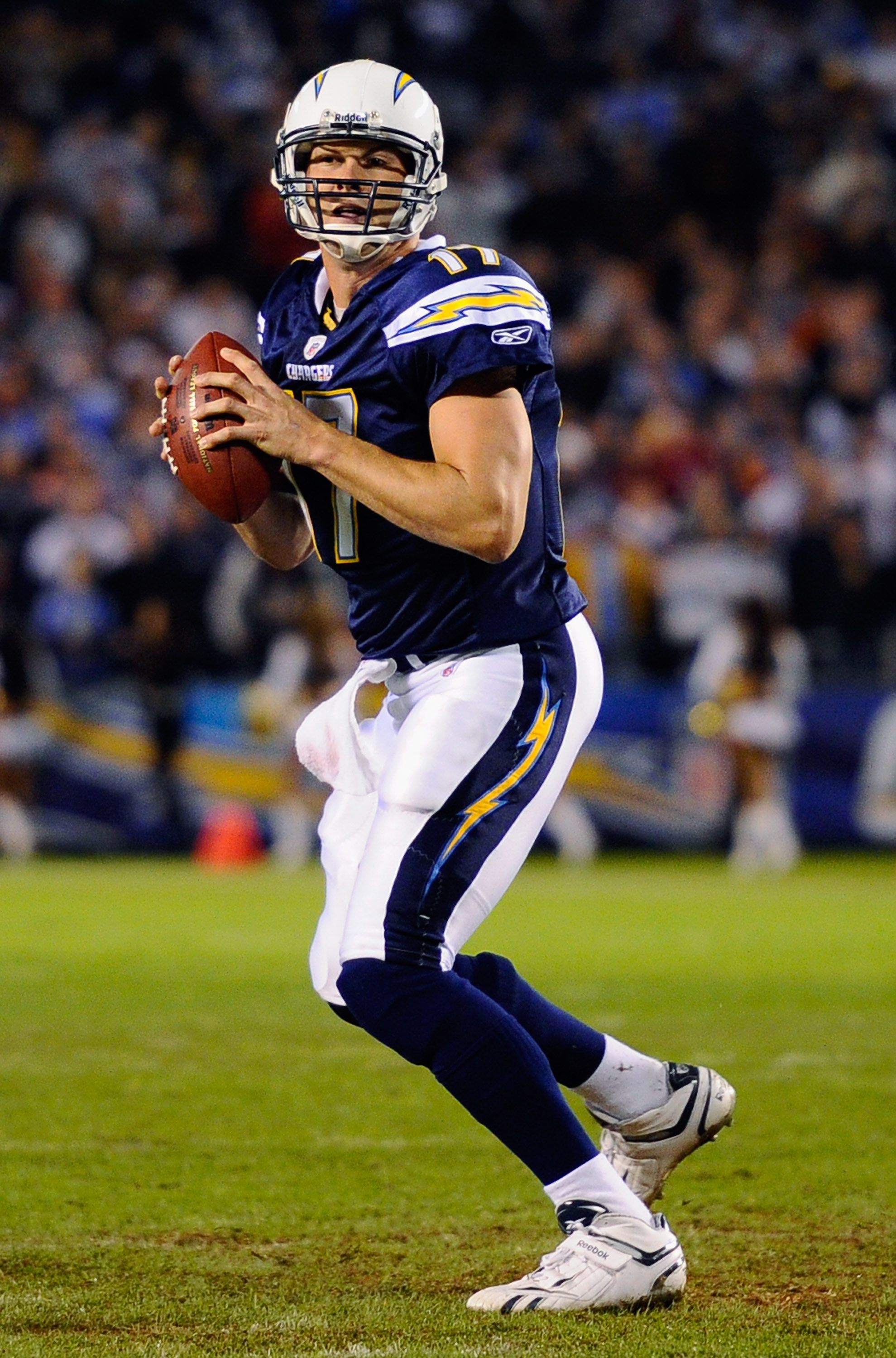 Philip Rivers #17  San diego chargers, Chargers football, Cheerleading  pictures