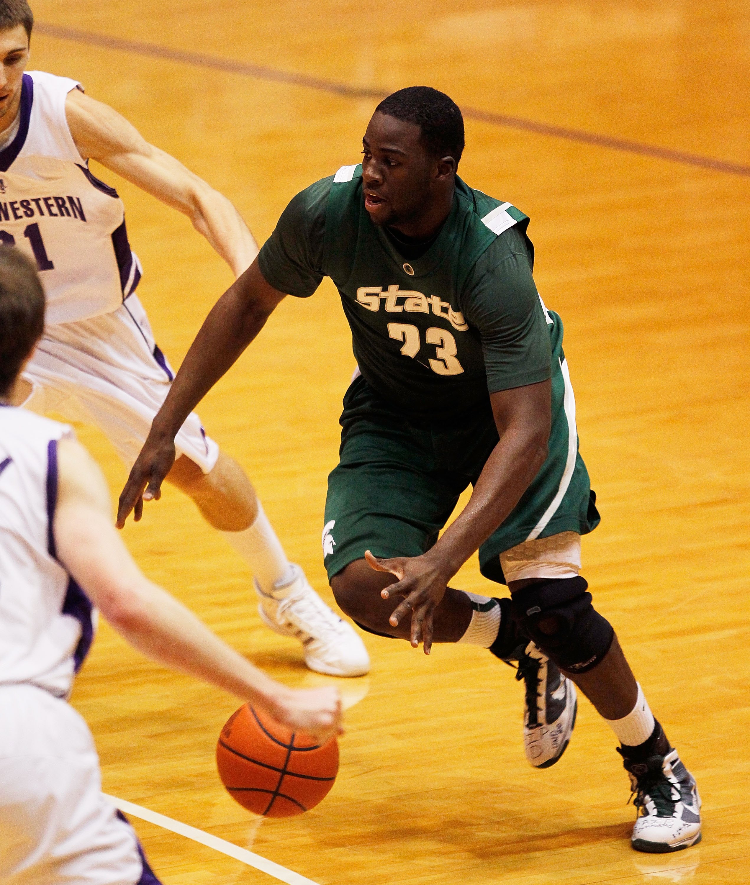 EVANSTON, IL - JANUARY 02: Draymond Green #23 of the Michigan State Spartans moves against the Northwestern Wildcats on January 2, 2010 at Welsh-Ryan Arena in Evanston, Illinois. Michigan State defeated Northwestern 91-70. (Photo by Jonathan Daniel/Getty