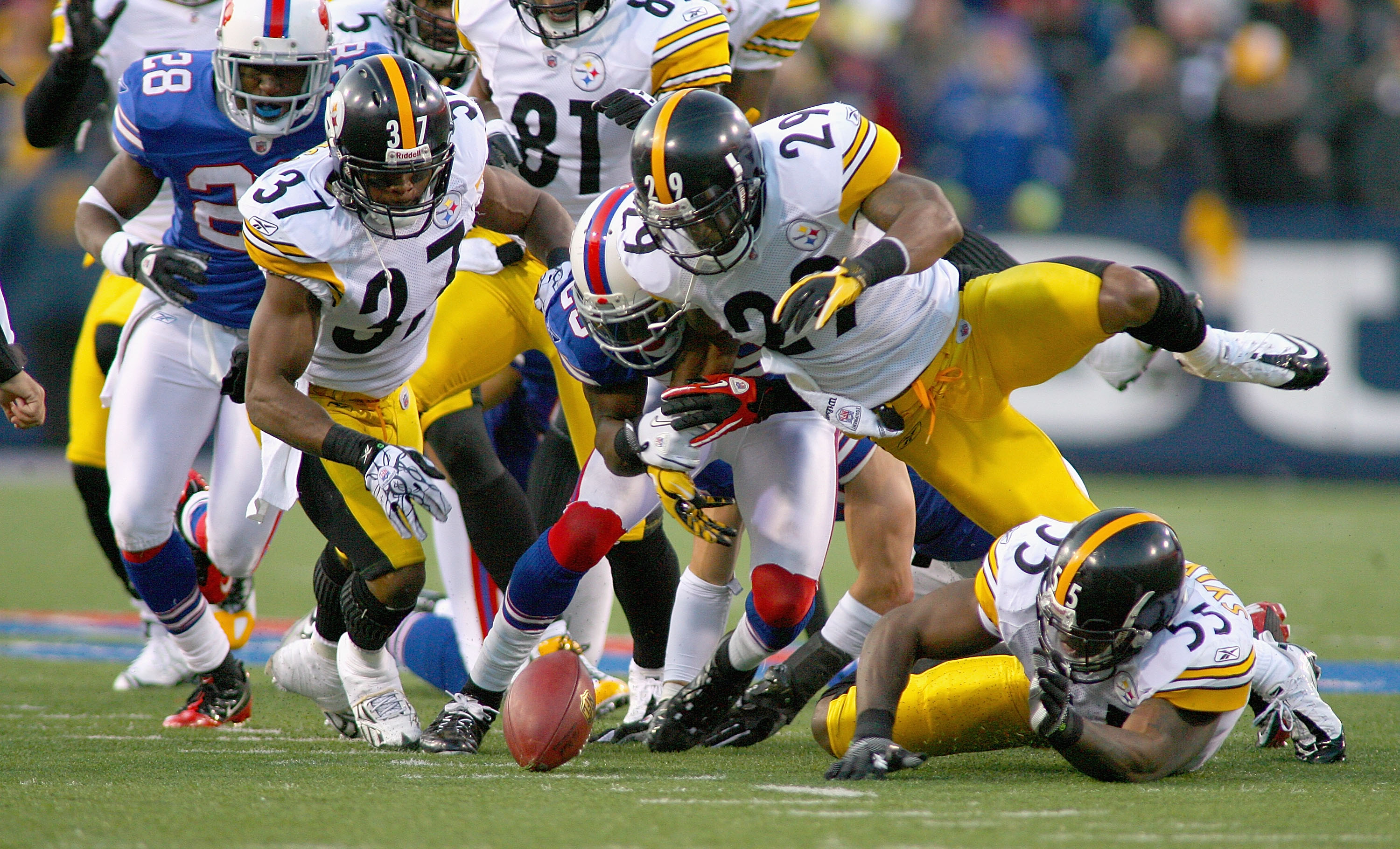 Buffalo Bills Salvage Scores Late, Fall to Pittsburgh Steelers as