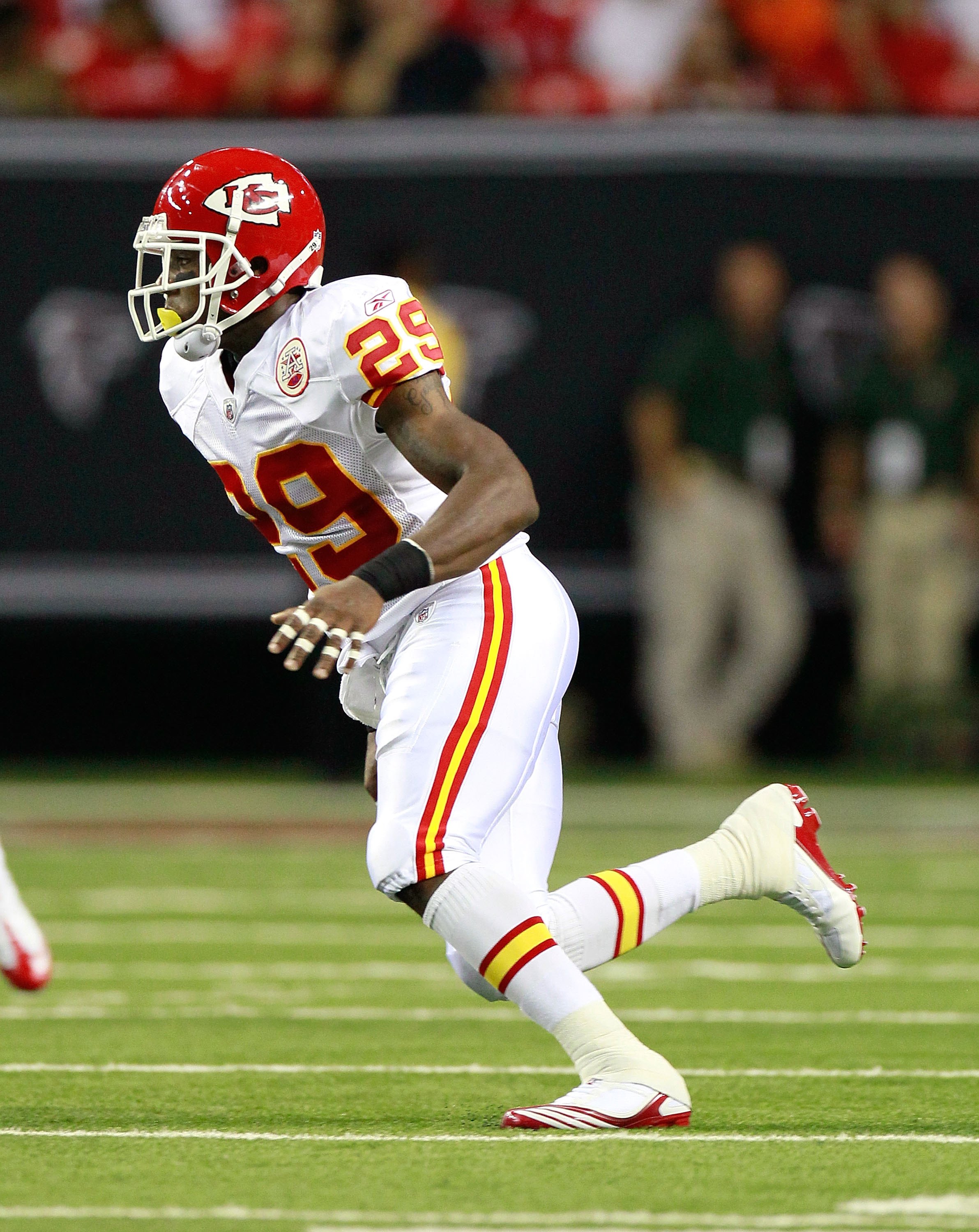 Chiefs Defeat Seahawks, 24-10, Behind Strong Defensive Effort on