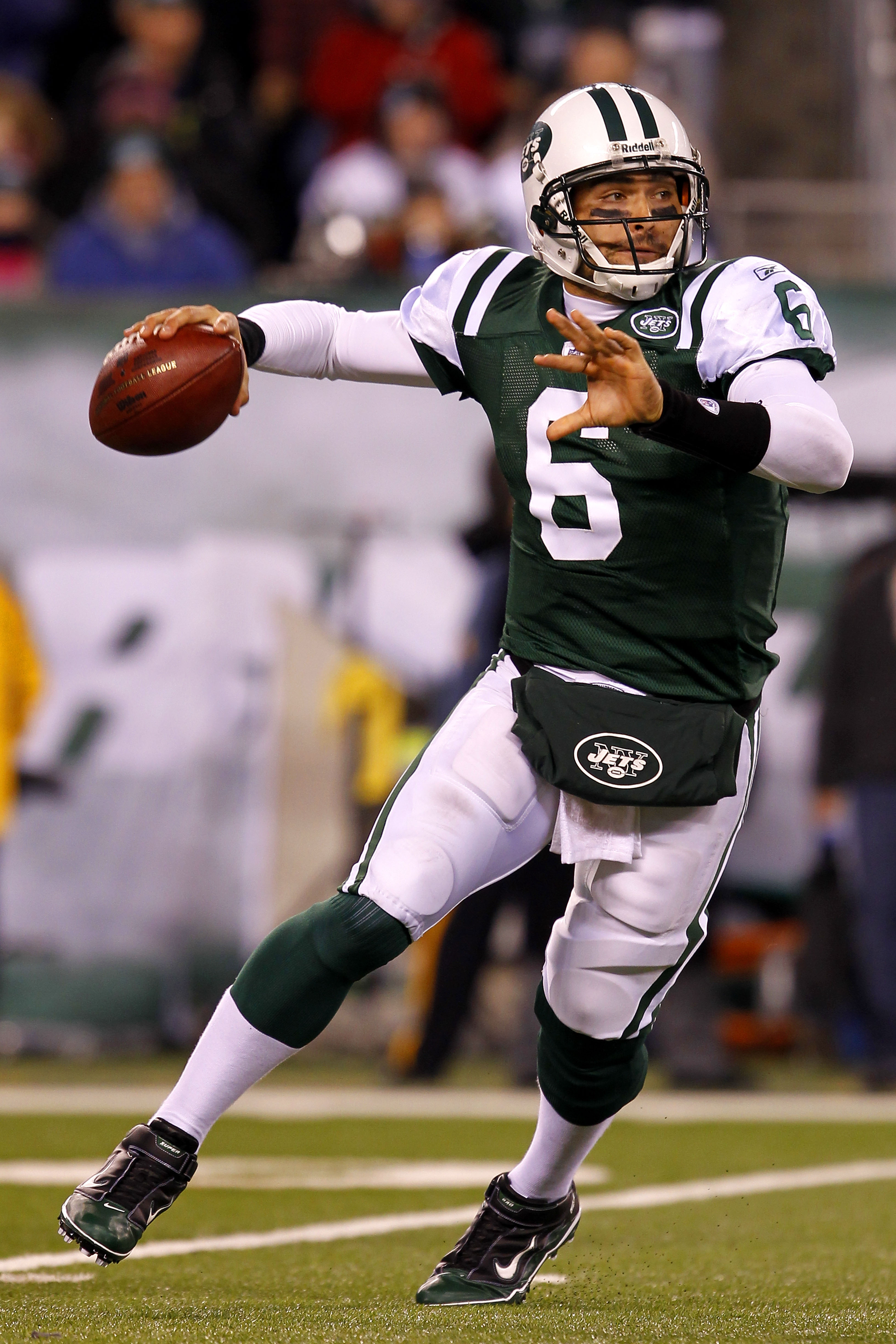 EAST RUTHERFORD, NJ - NOVEMBER 25:  Quarterback Mark Sanchez #6 of the New York Jets looks to throw a pass against the Cincinnati Bengals at New Meadowlands Stadium on November 25, 2010 in East Rutherford, New Jersey. The Jets defeated the Bengal 26-10.