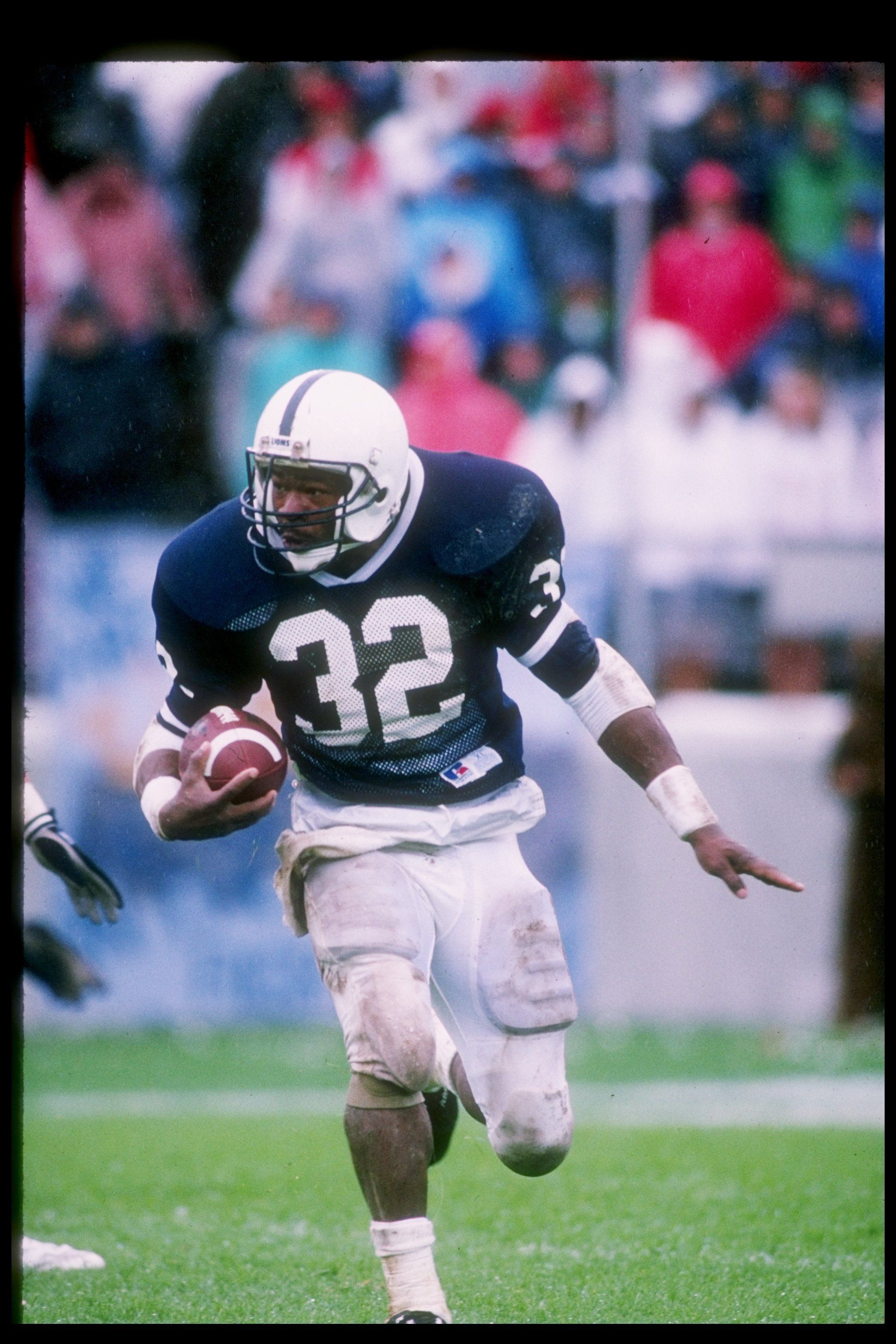 23 Sep 1989: Running back Blair Thomas of the Penn State Nittany Lions runs down the field during a game against the Boston College Eagles at Beaver Stadium in University Park, Pennsylvania. Penn State won the game 7-3.