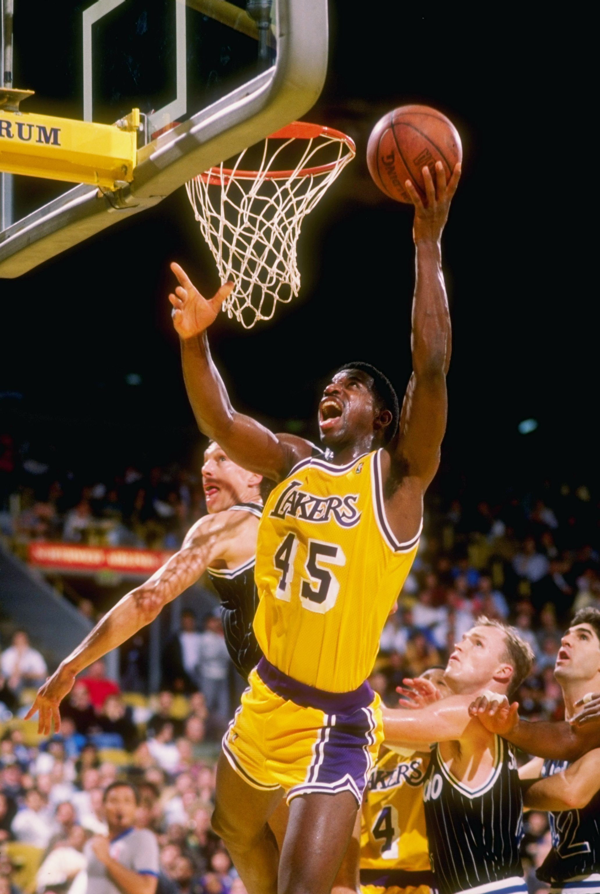 Highest paid players in Los Angeles Lakers history