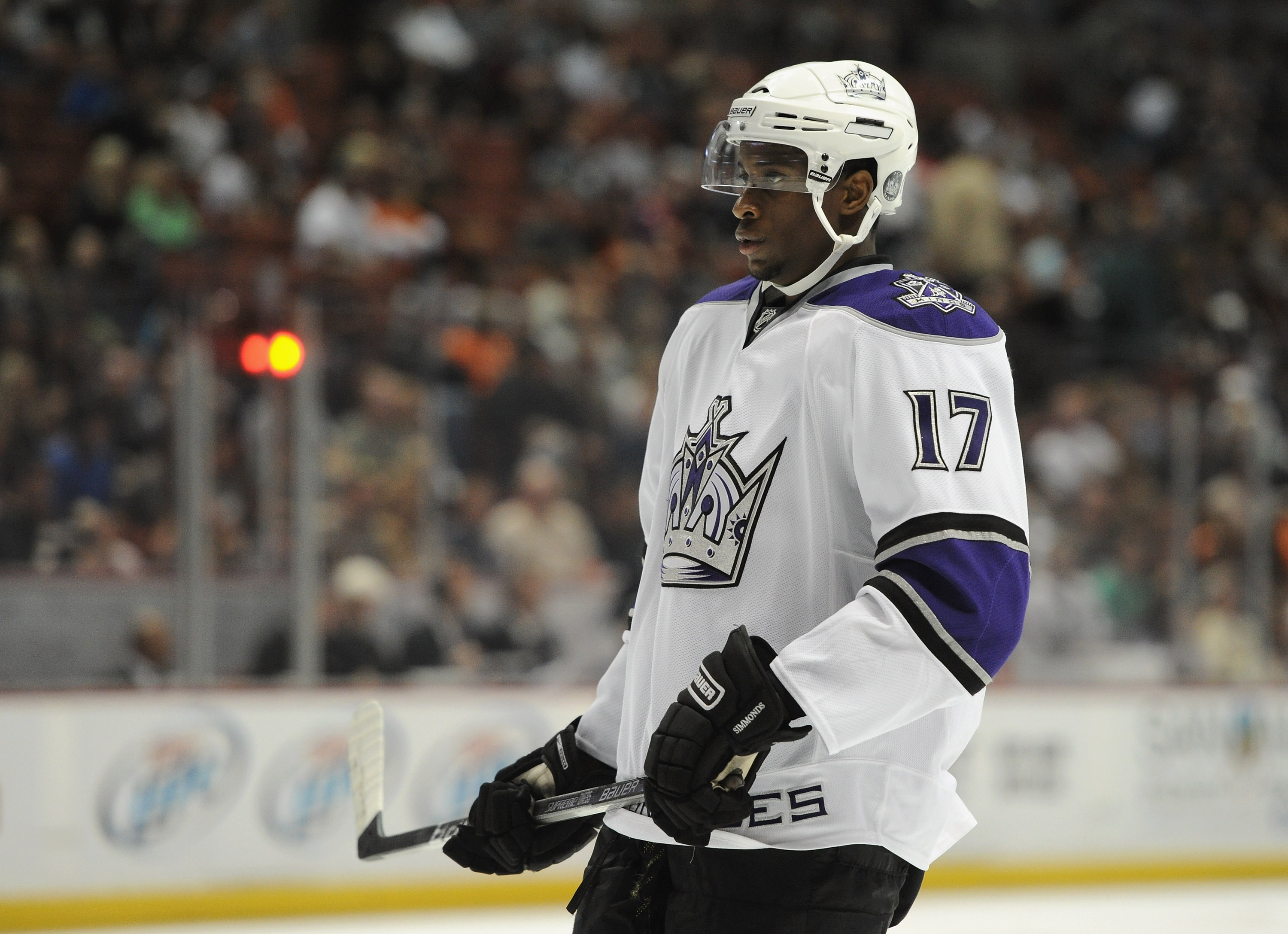 Toronto Maple Leafs Must Sit Wayne Simmonds for Game 3