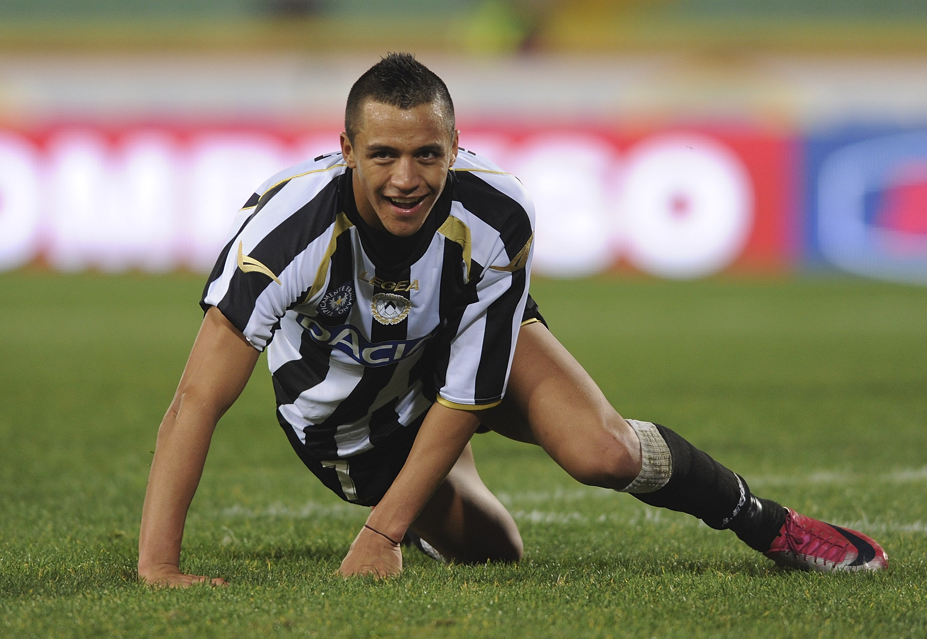 UDINE, ITALY - NOVEMBER 14:  Alexis Alejandro Sanchez of Udinese looks on during the Serie A match between Udinese and Lecce at Stadio Friuli on November 14, 2010 in Udine, Italy.  (Photo by Dino Panato/Getty Images)
