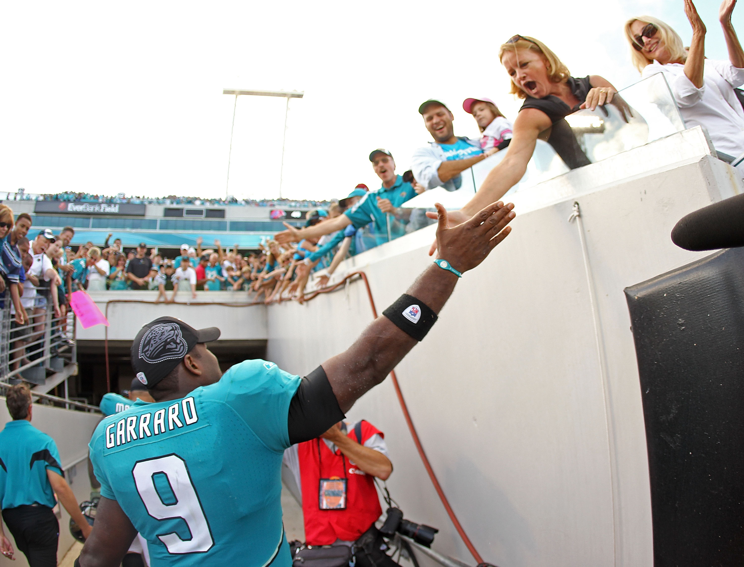 49ers Faithful Cheer on Team's Win in Jacksonville