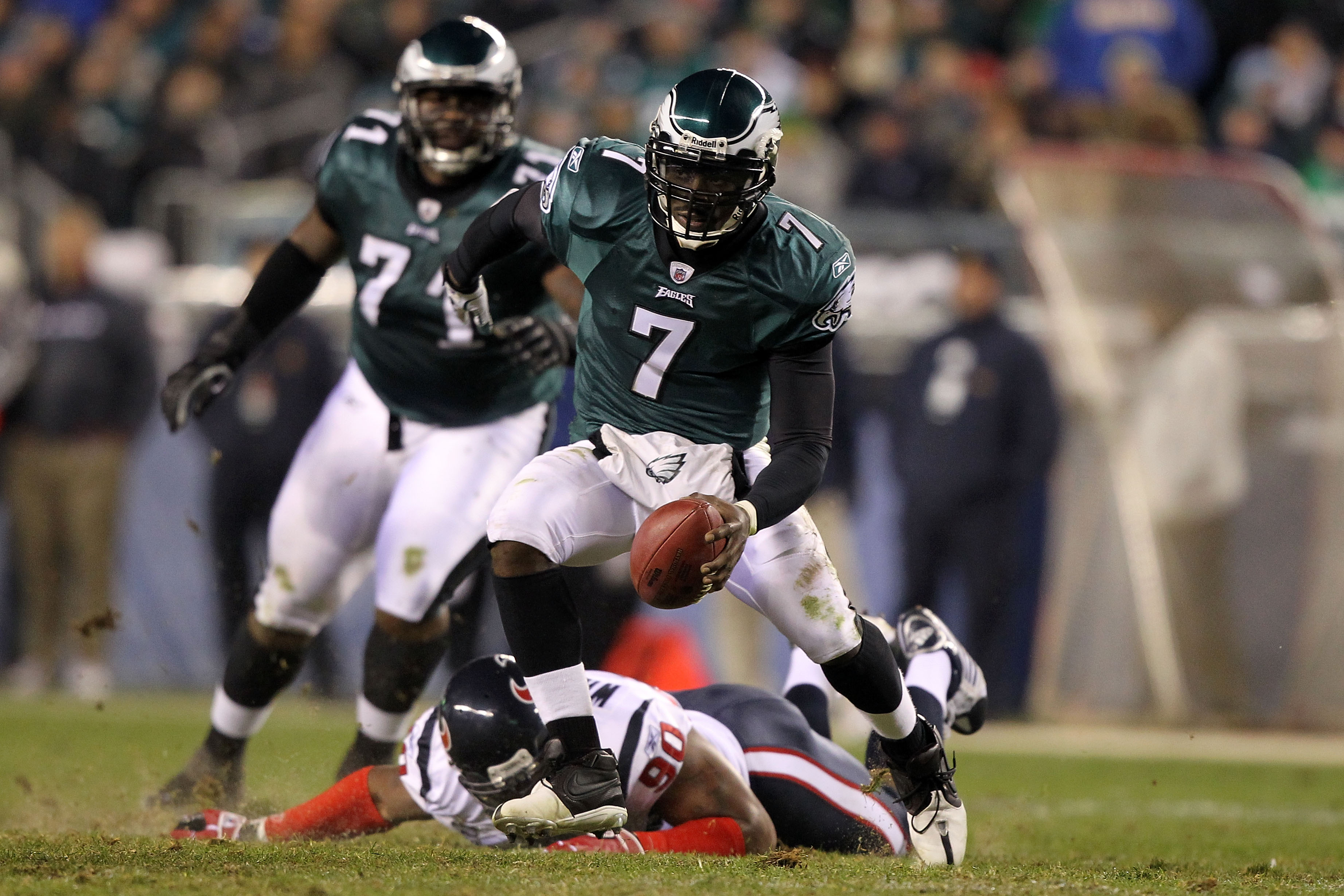 Philadelphia Eagles: Michael Vick and Five MVPs In Their Win Over Houston  Texans, News, Scores, Highlights, Stats, and Rumors