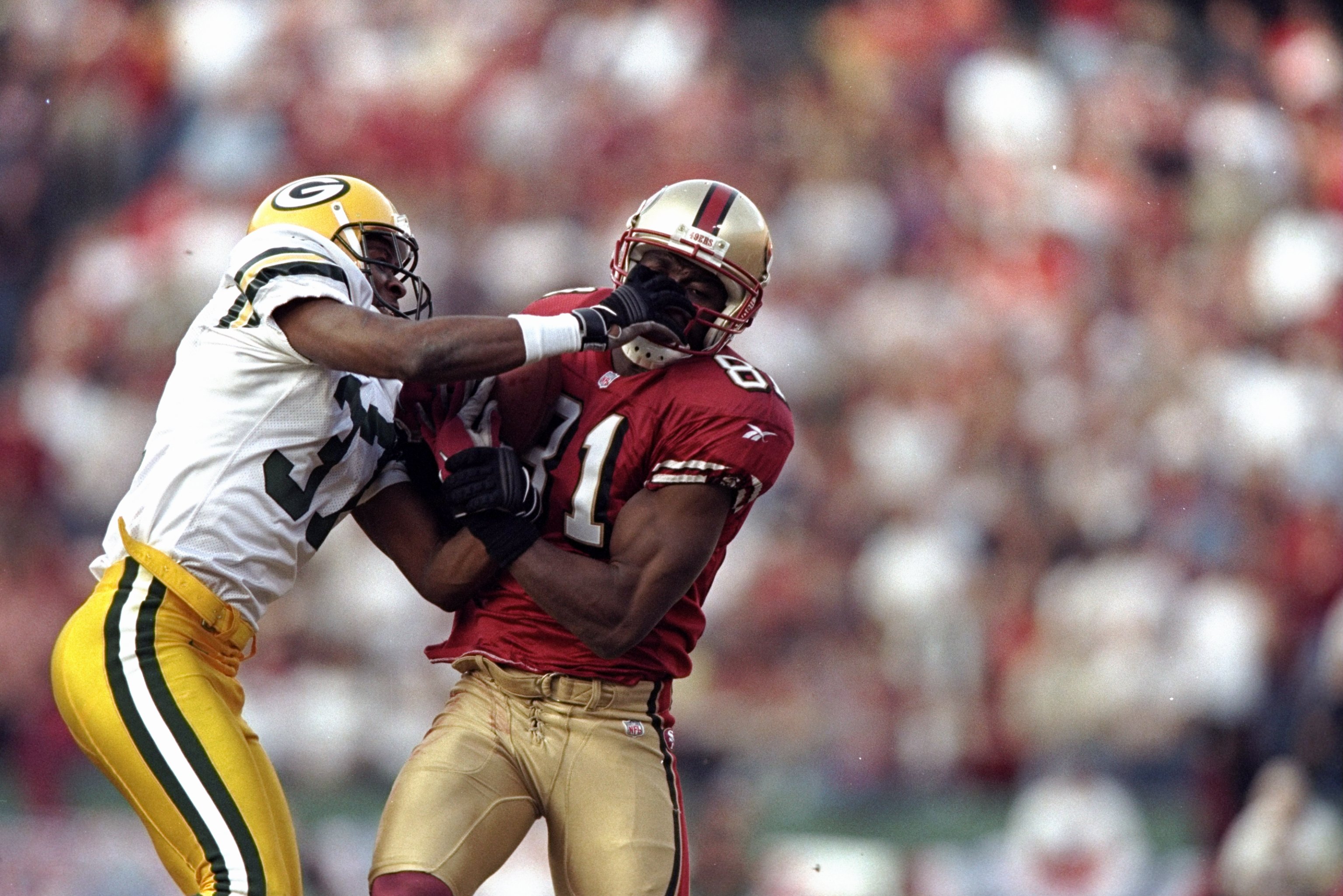 3 Jan 1999:  Terrell Owens #81 of the San Francisco 49ers in action during the NFC Wild Card Game against the Green Bay Packers at the 3 Comm Park in San Francisco, California. The 49ers defeated the Packers 24-17. Mandatory Credit: Todd Warshaw  /Allspor