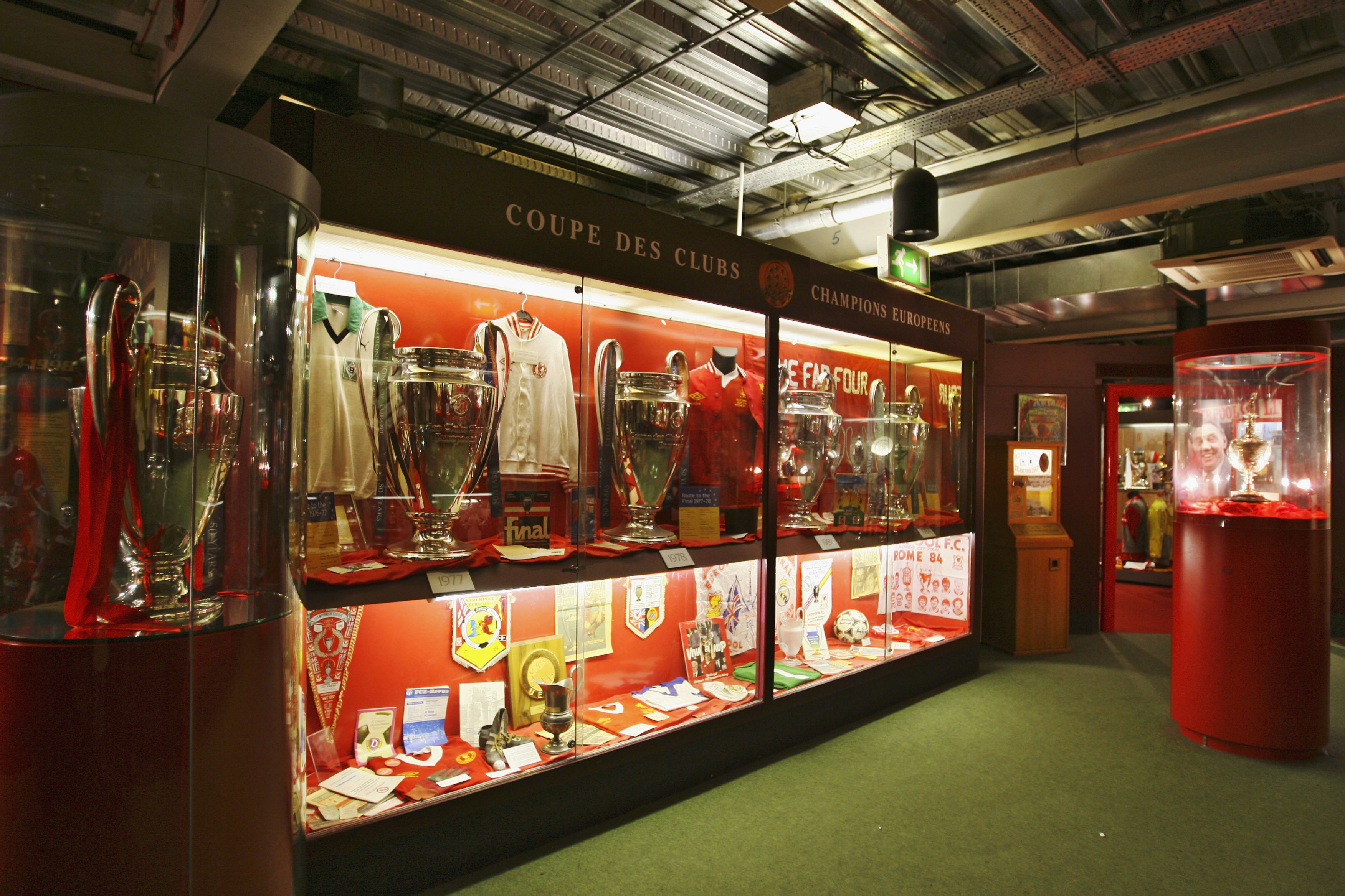 LIVERPOOL, ENGLAND - FEBRUARY 14:  The trophy cabinet at Anfield home of Liverpool Football Club on February 14, 2007 in Liverpool, England. (Photo by Clive Brunskill/Getty Images)
