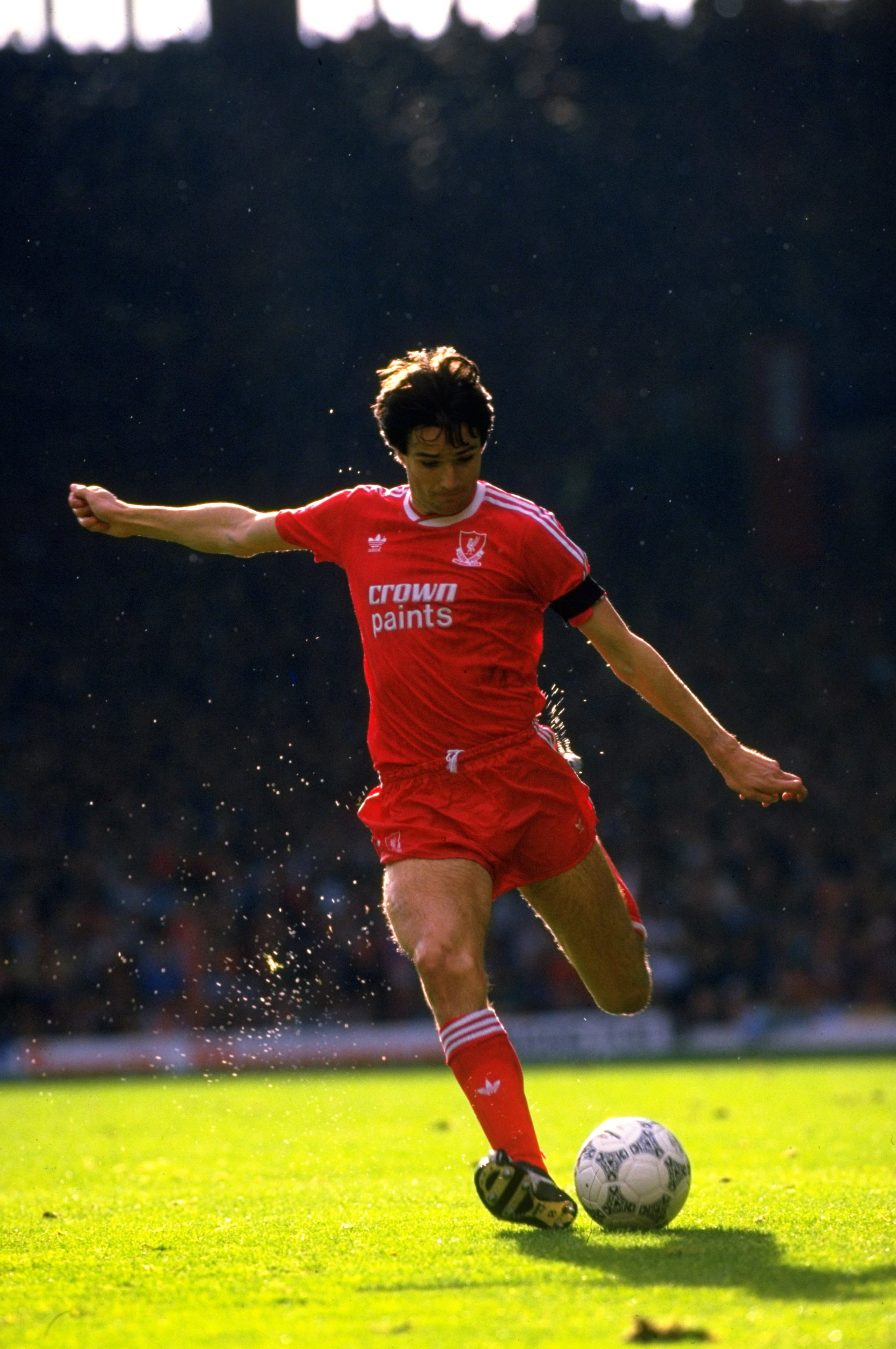 1988:  Alan Hansen of Liverpool in action during a match against Queens Park Rangers at Anfield in Liverpool, England. Liverpool won the match 4-0. \ Mandatory Credit: Simon  Bruty/Allsport