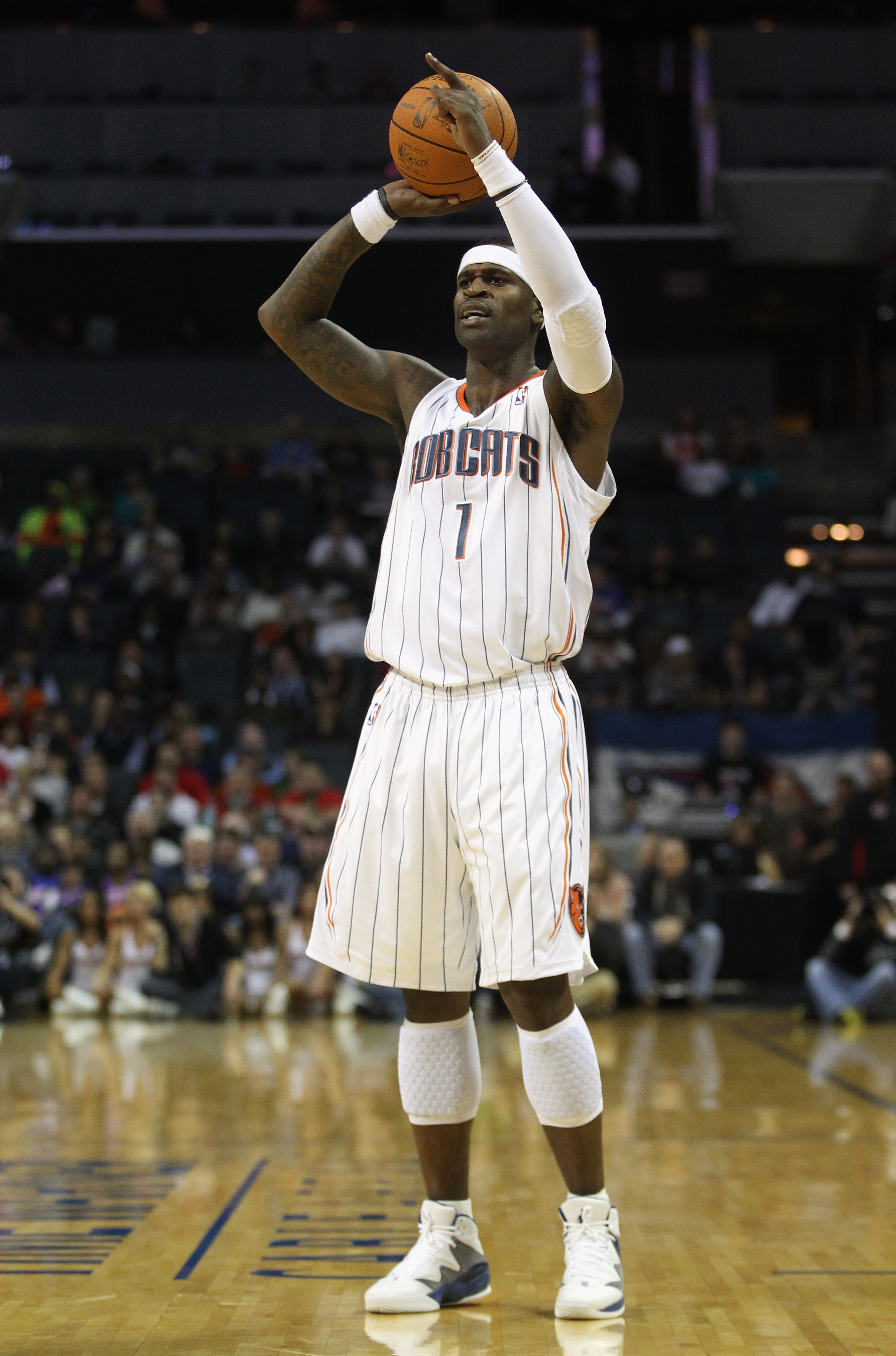 CHARLOTTE, NC - NOVEMBER 24:  Stephen Jackson #1 of the Charlotte Bobcats against the New York Knicks during their game at Time Warner Cable Arena on November 24, 2010 in Charlotte, North Carolina.  NOTE TO USER: User expressly acknowledges and agrees tha