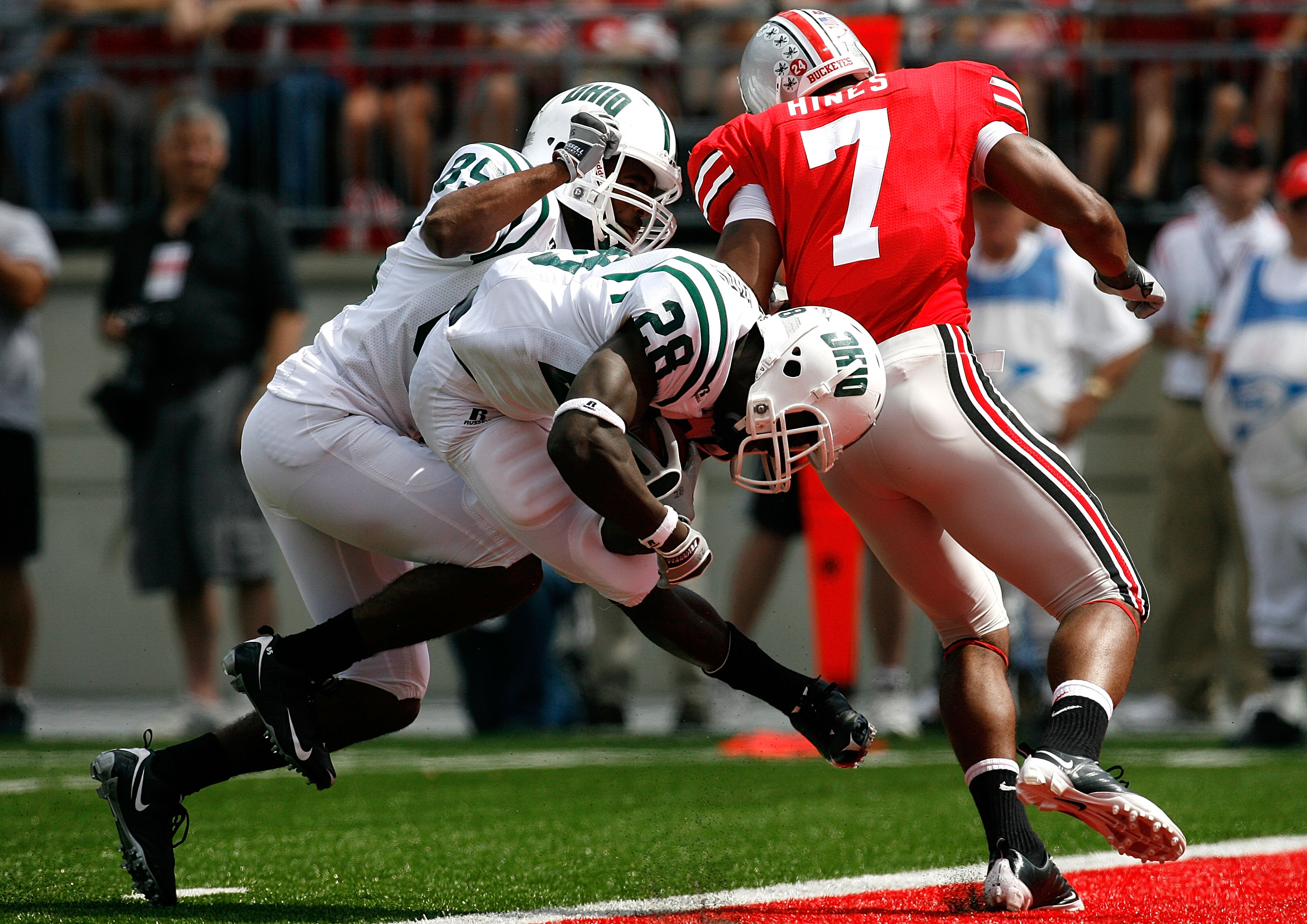 COLUMBUS, OH - SEPTEMBER 06: Running back Donte Harden #28 of the Ohio Bobcats scores a touchdown against linebacker Jermale Hines #7 of the Ohio State Buckeyes during the game at Ohio Stadium on September 6, 2008 in Columbus, Ohio. (Photo by Kevin C. C