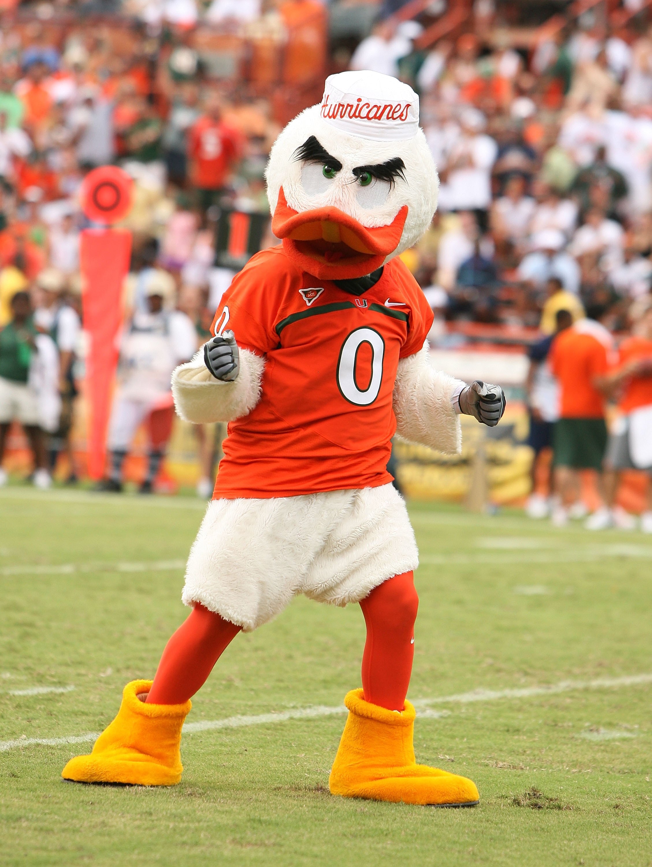 I Want It! The Best College Football Jobs Available in the Nation