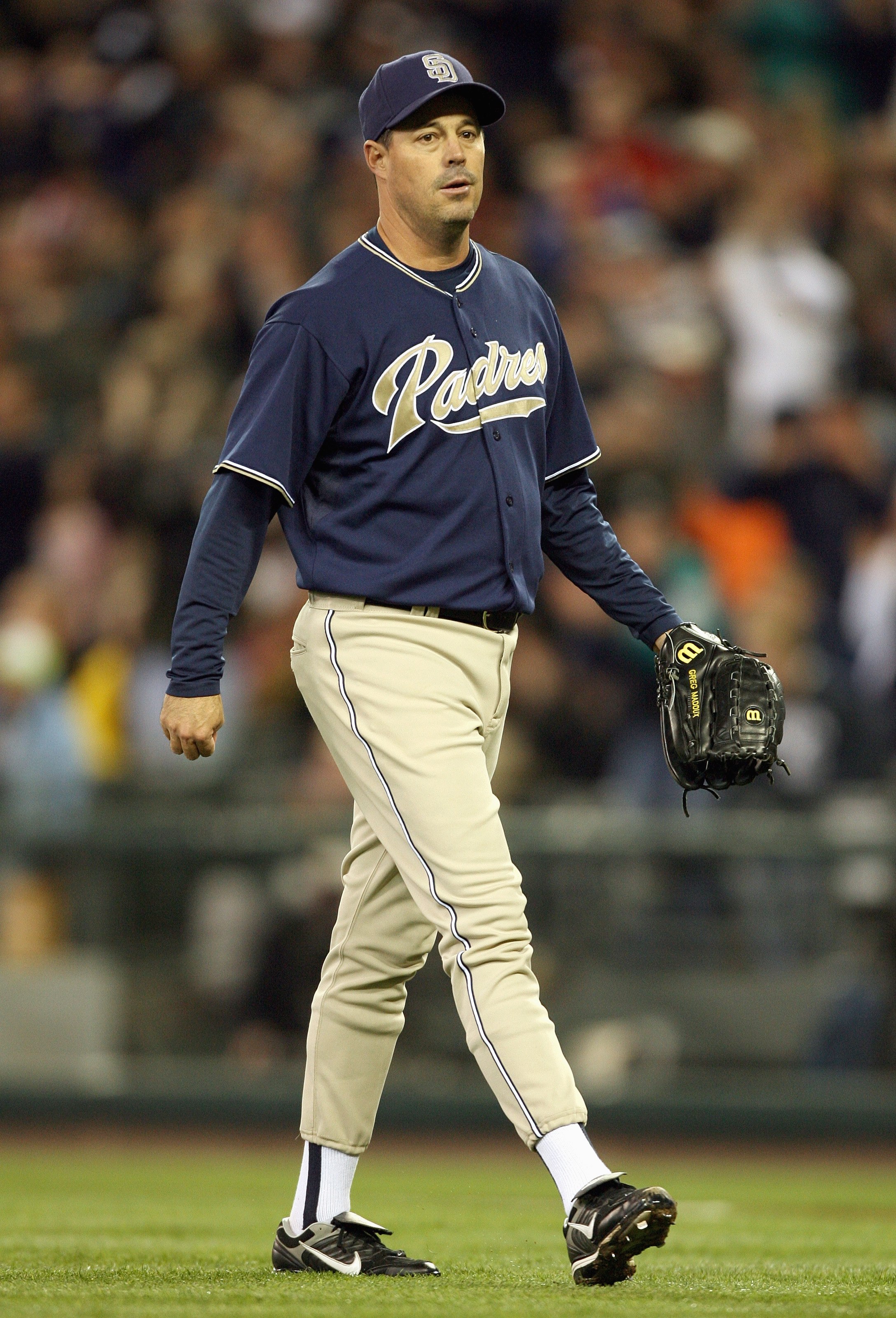 SEATTLE - MAY 19: Greg Maddux #30  of the San Diego Padres walks off the field against the Seattle Mariners at Safeco Field on May 19, 2007 in Seattle, Washington. (Photo by Otto Greule Jr/Getty Images)