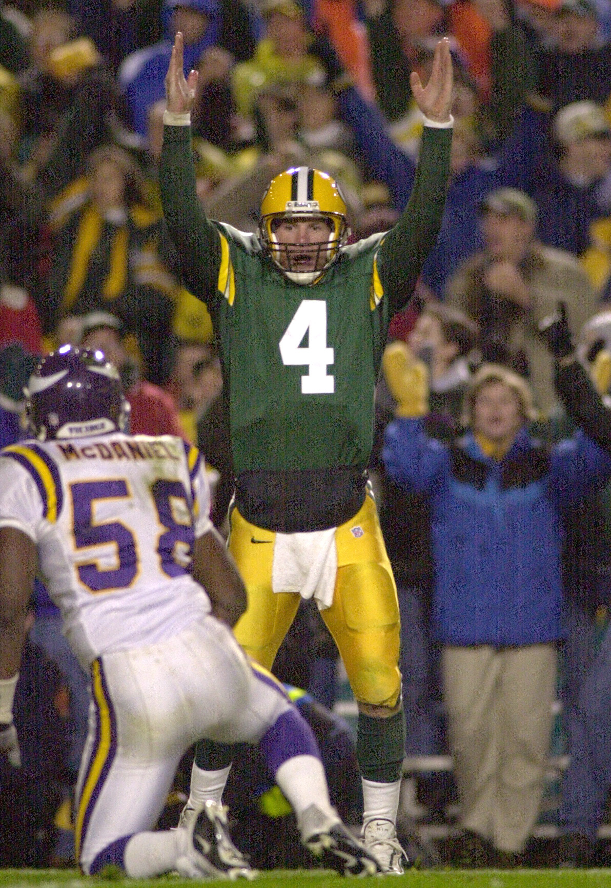 Brett Favre gets sweep over Green Bay Packers after Minnesota wins