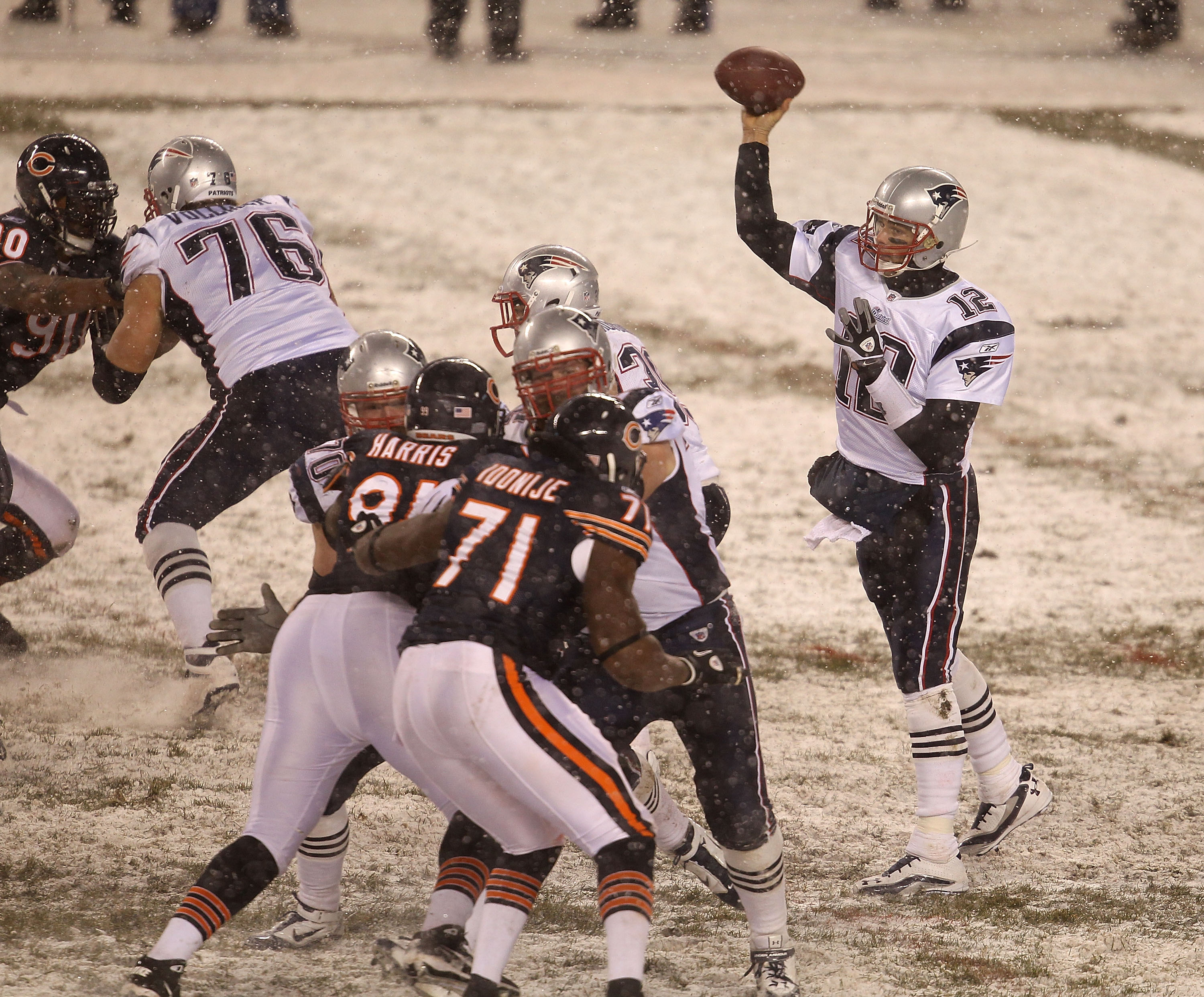 New England Patriots quarterback Tom Brady calls a play in the second  quarter against the Chicago Bears Sunday, Nov. 10, 2002 at Memorial Stadium  in Champaign, Ill. The Patriots beat the Bears