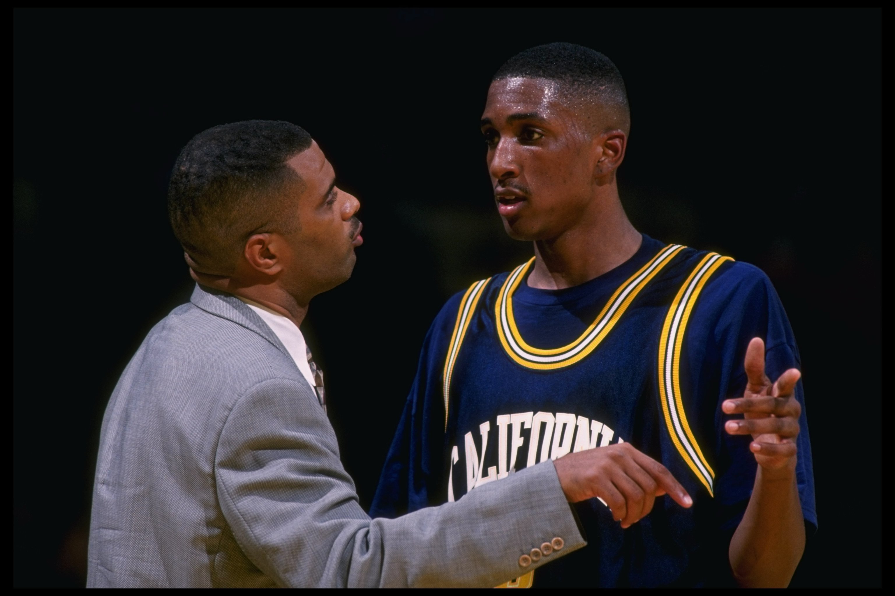 5 Dec 1995:  California Bears' Forward Shareef Abdul-Rahim and Coach Todd Bozeman confer during a game against the University of San Francisco Dons played at Memorial Gymnasium in San Francisco, California.  The Bears won the game, 83-70. Mandatory Credit