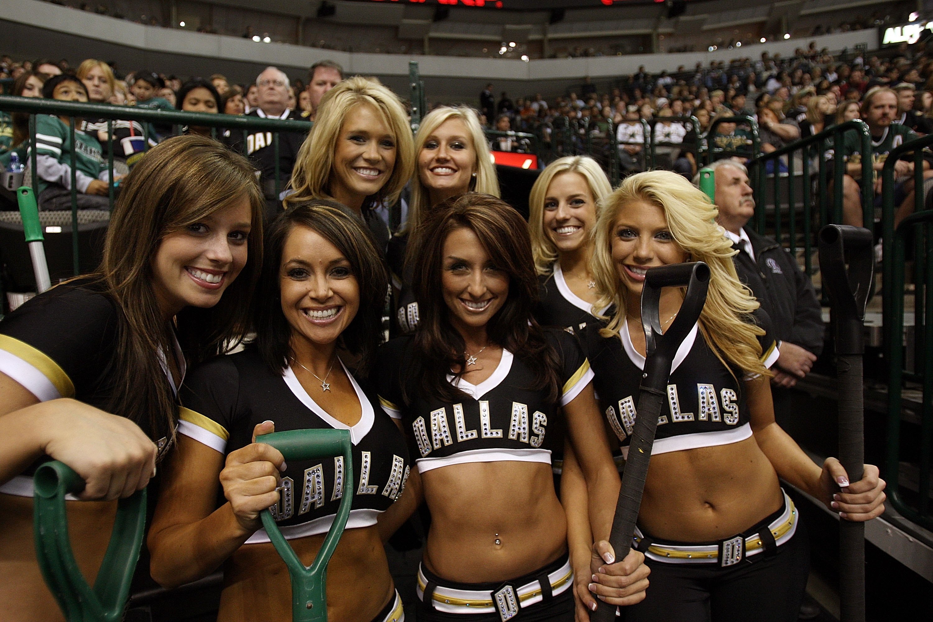 slutty-cheerleaders-dallas-stars-beautiful-dubai-women-nude