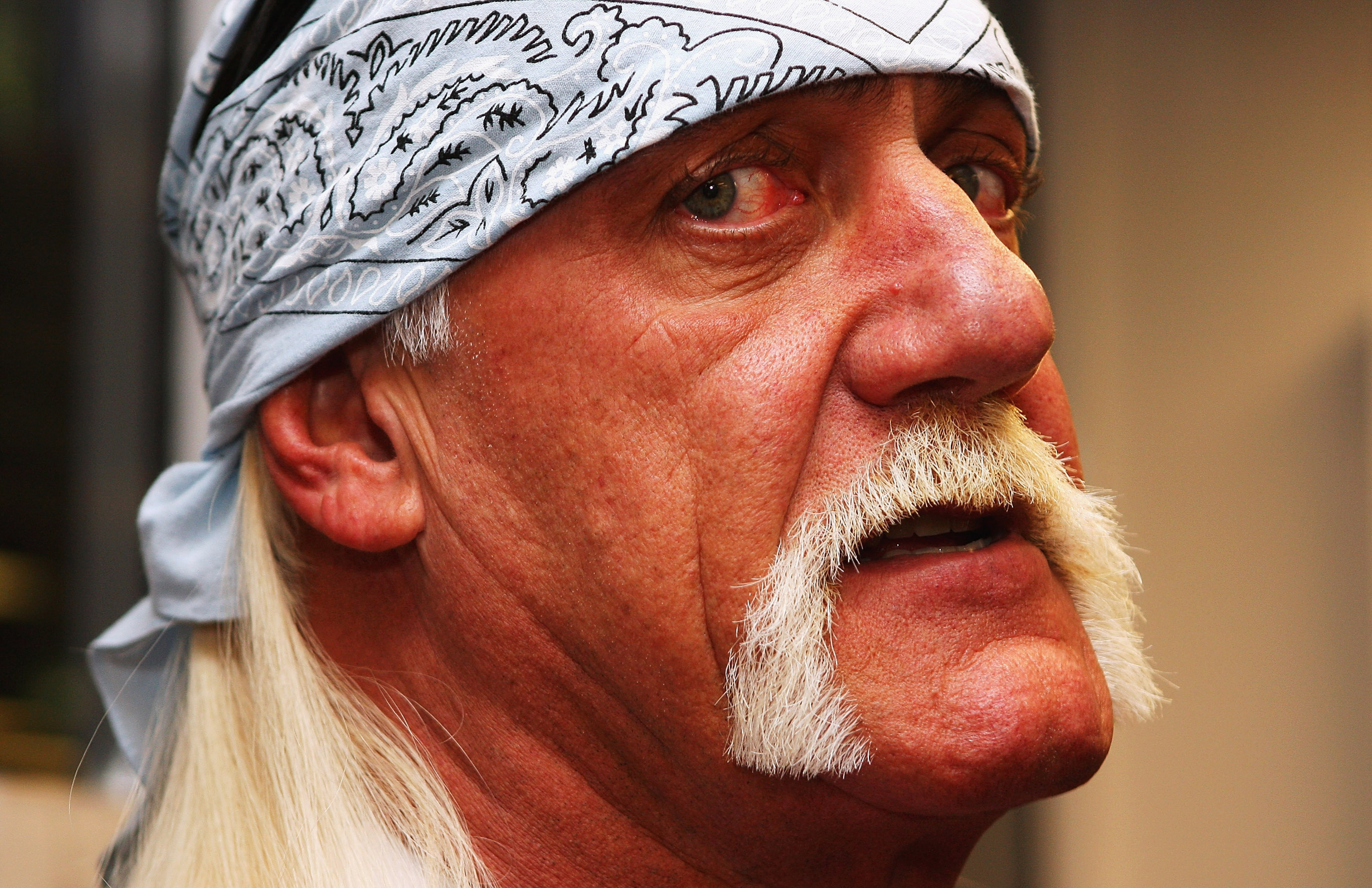 SYDNEY, AUSTRALIA - NOVEMBER 18:  Wrestler Hulk Hogan is interviewed during a media opportunity with Sydney Roosters players at Roosters Headquarters on November 18, 2009 in Sydney, Australia.  (Photo by Cameron Spencer/Getty Images)