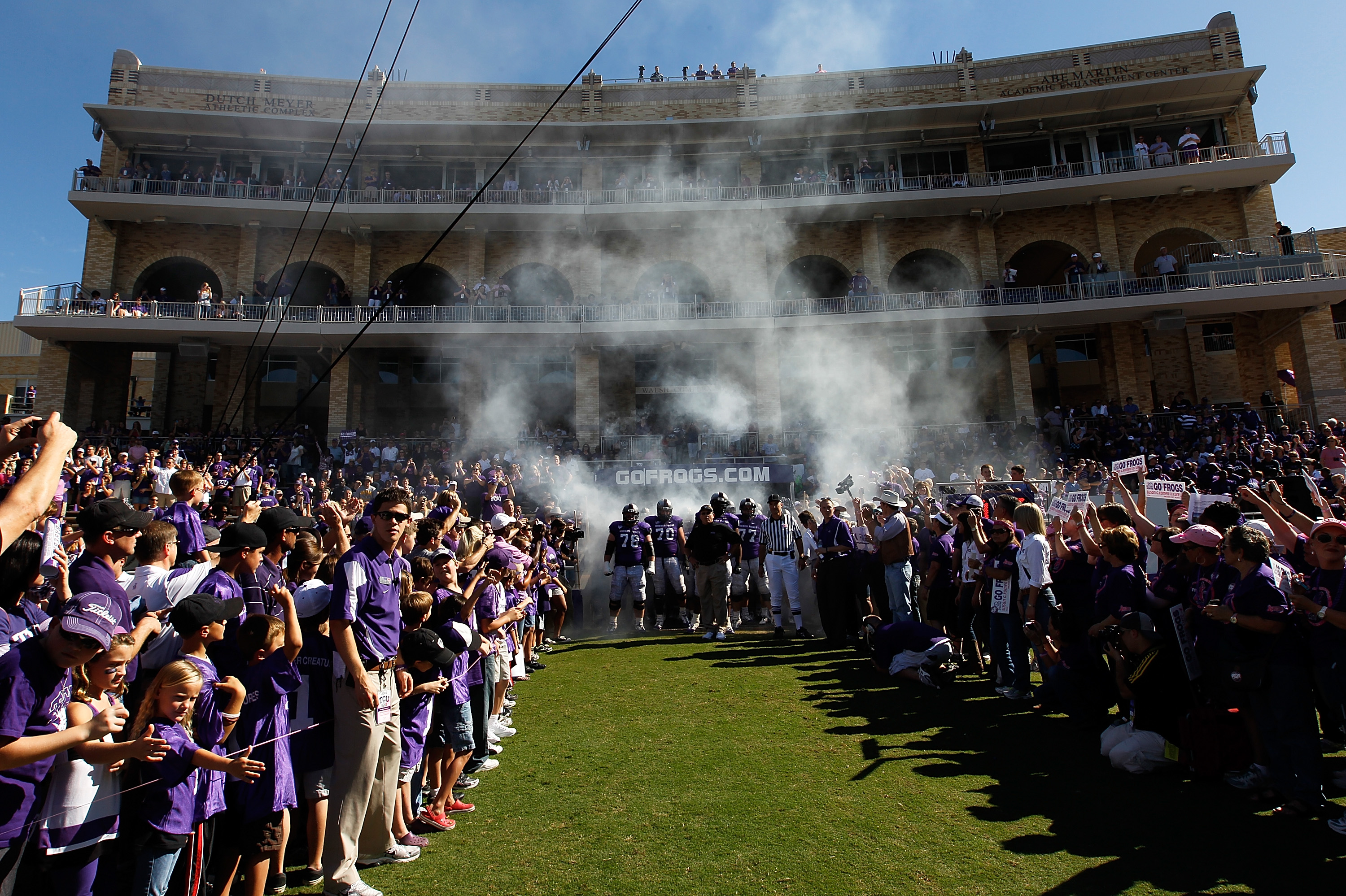 FORT WORTH, TX - OCTOBER 16:  The TCU Horned Frogs take to the field against the BYU Cougars at Amon G. Carter Stadium on October 16, 2010 in Fort Worth, Texas.  TCU beat BYU 31-3.  (Photo by Tom Pennington/Getty Images)